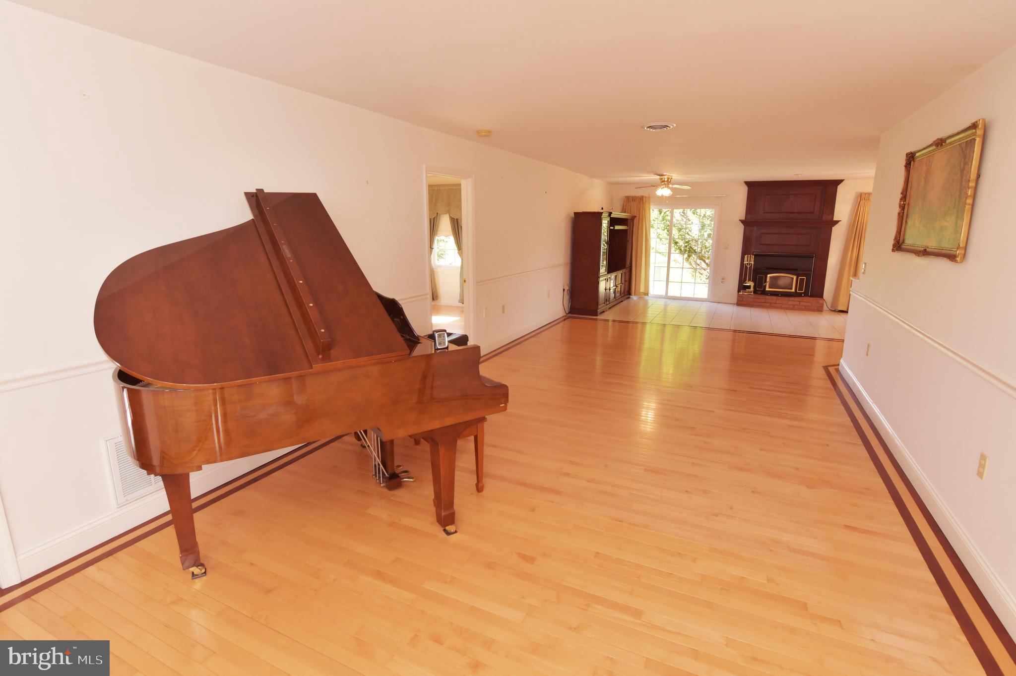 WATER VIEW ESTATES - Residential