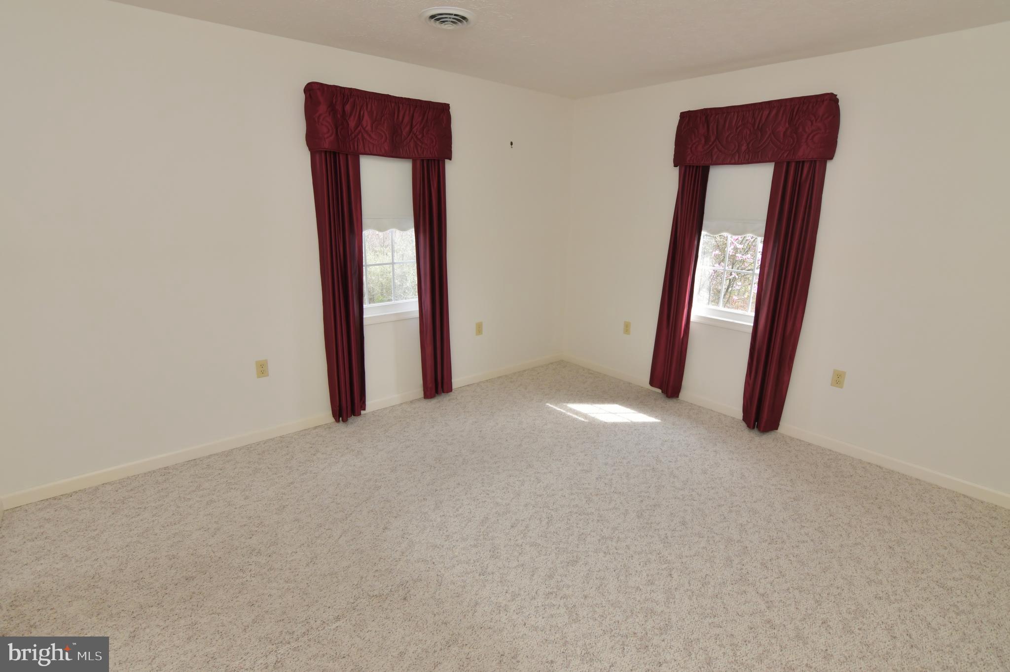 WATER VIEW ESTATES - Residential