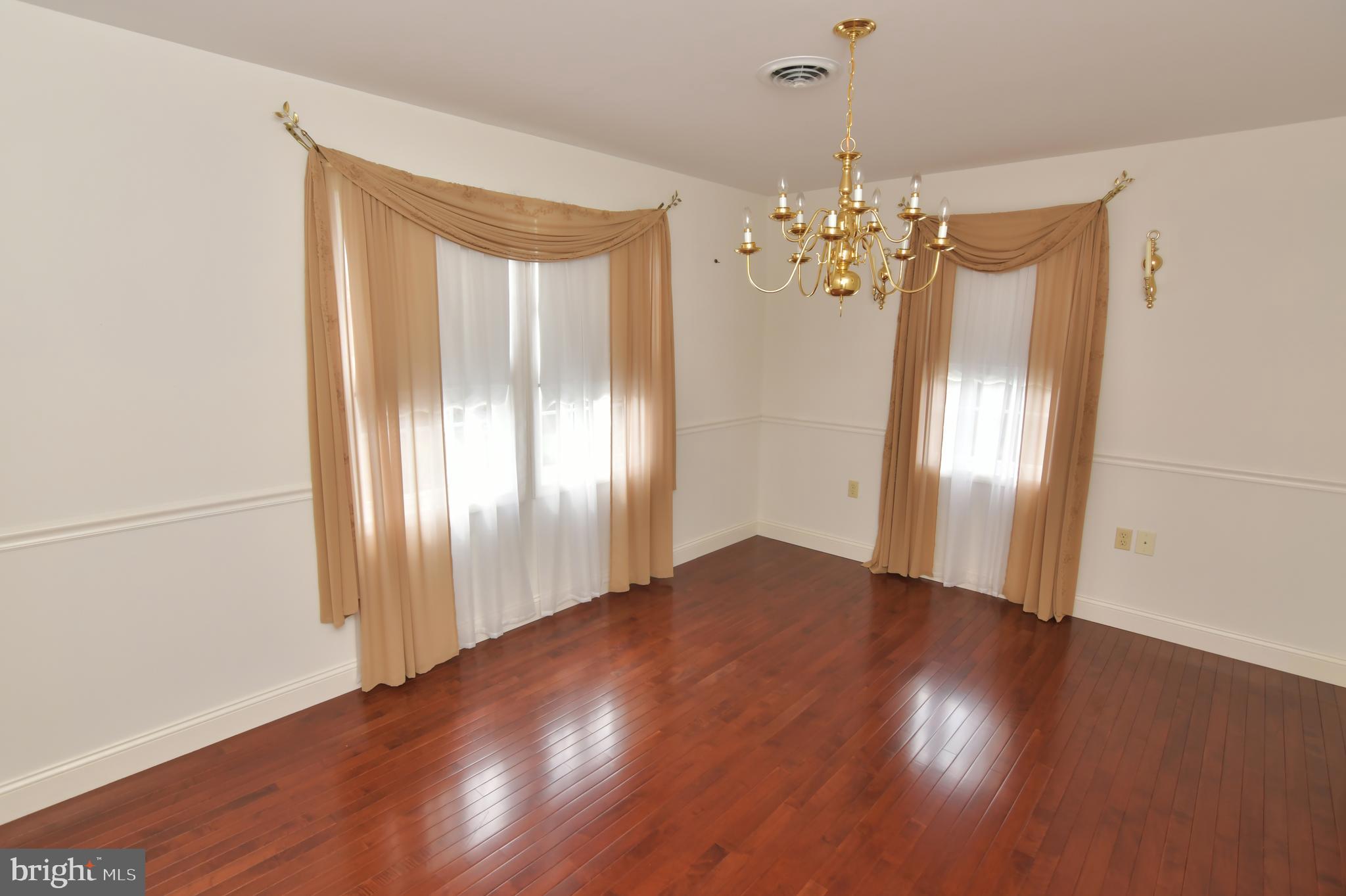 WATER VIEW ESTATES - Residential