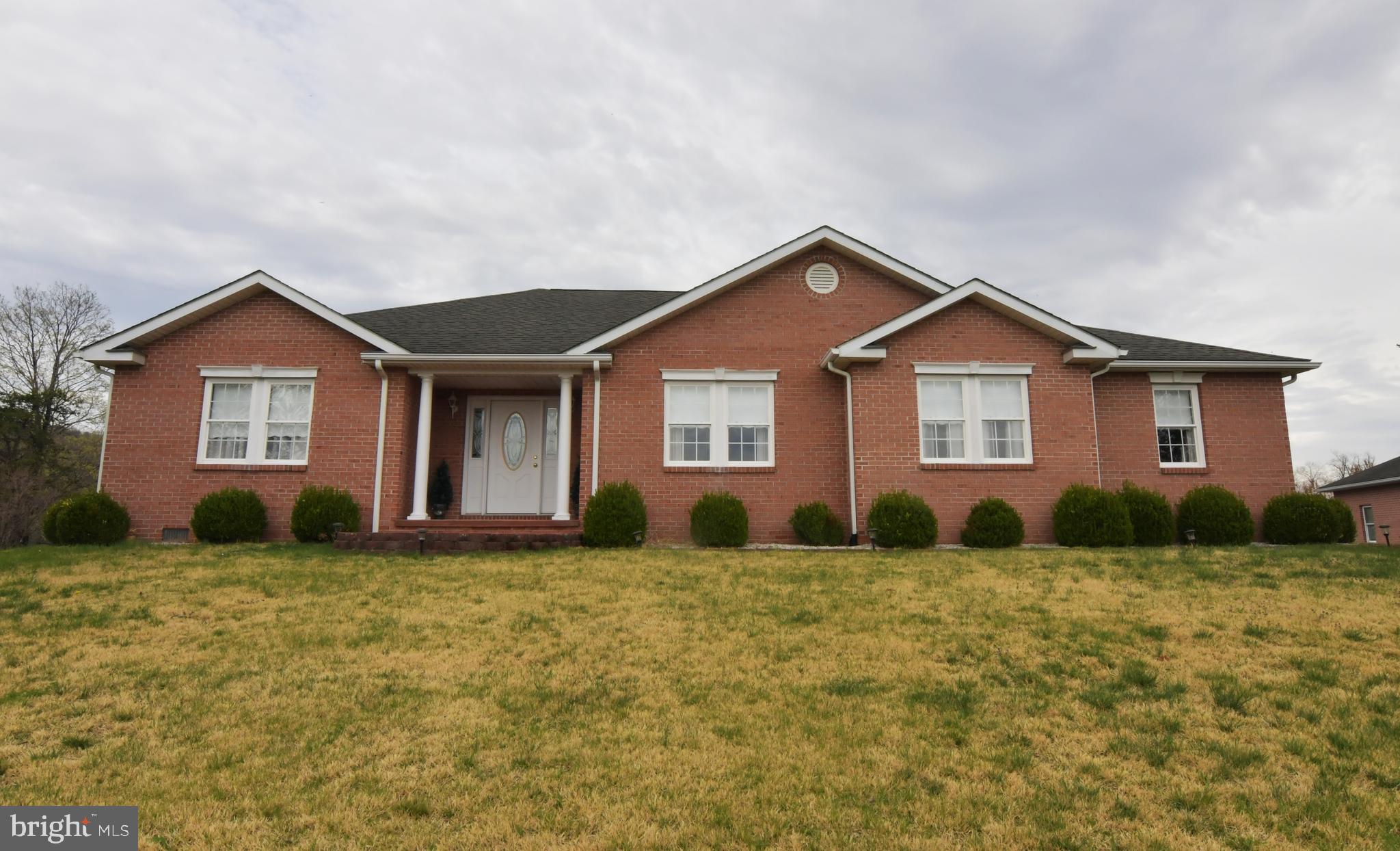 WATER VIEW ESTATES - Residential