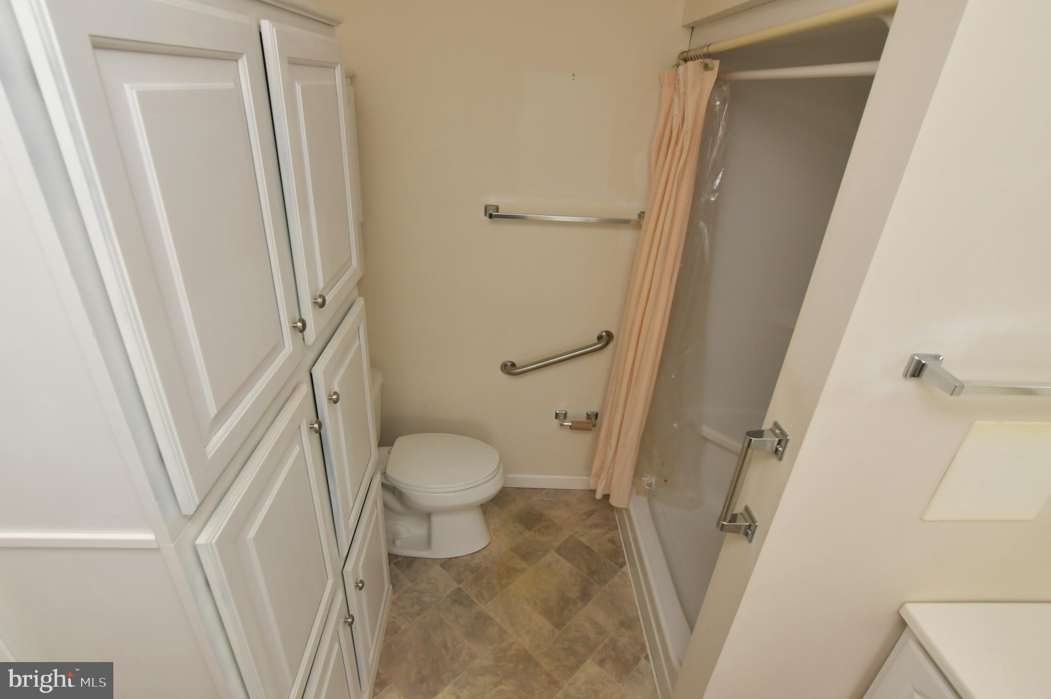 WATER VIEW ESTATES - Residential