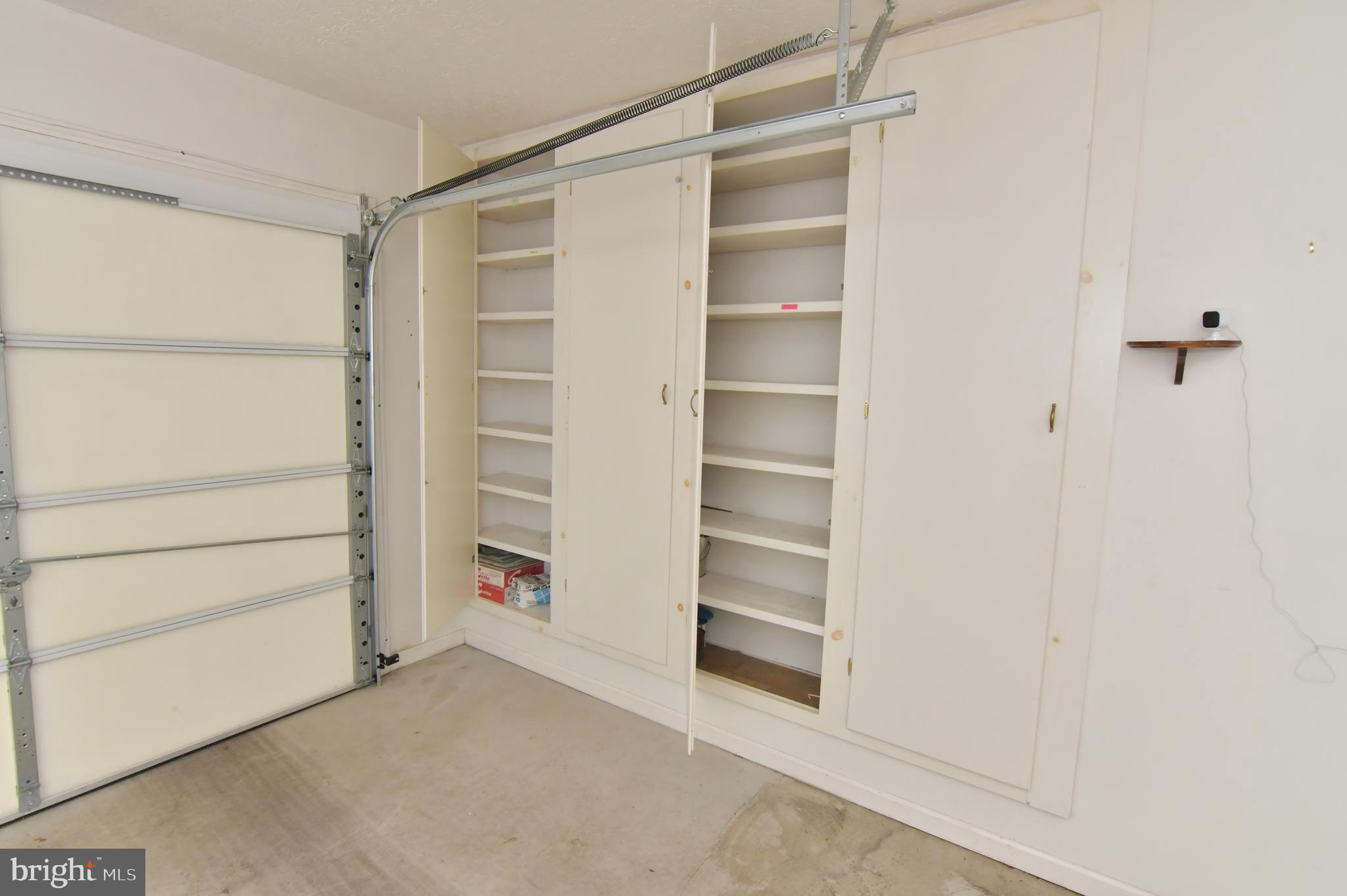 WATER VIEW ESTATES - Residential