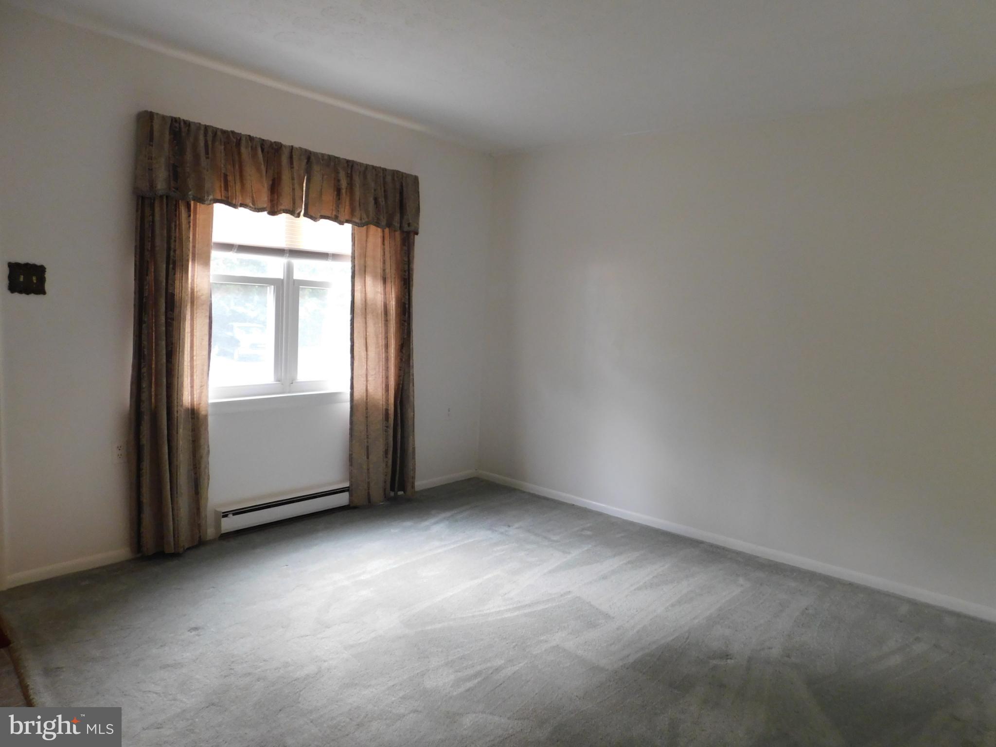 BATTLETOWN - Residential Lease