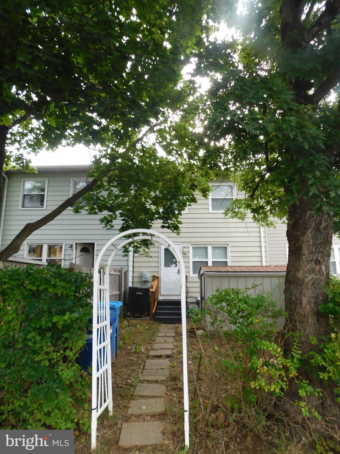 BATTLETOWN - Residential Lease