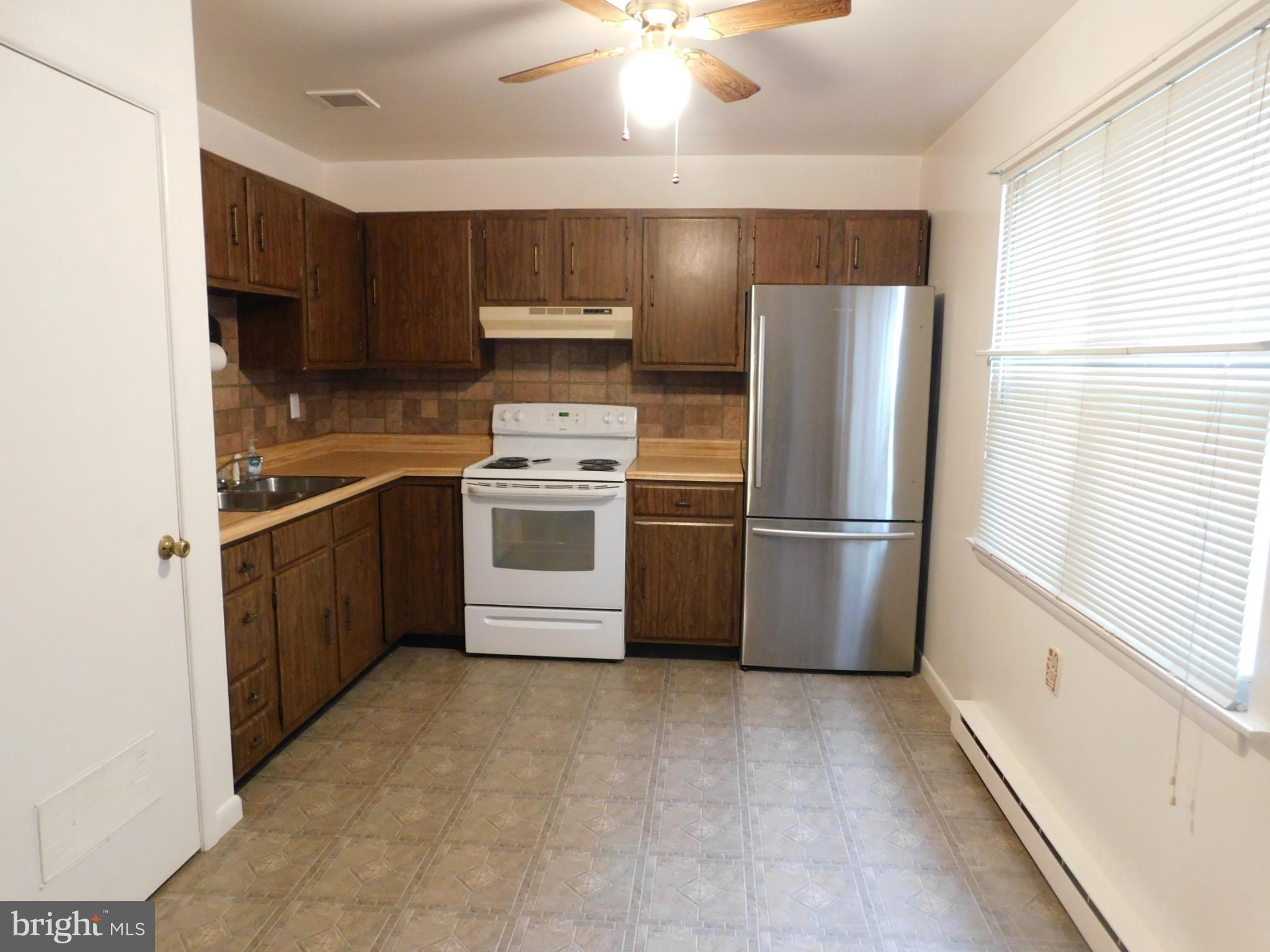 BATTLETOWN - Residential Lease