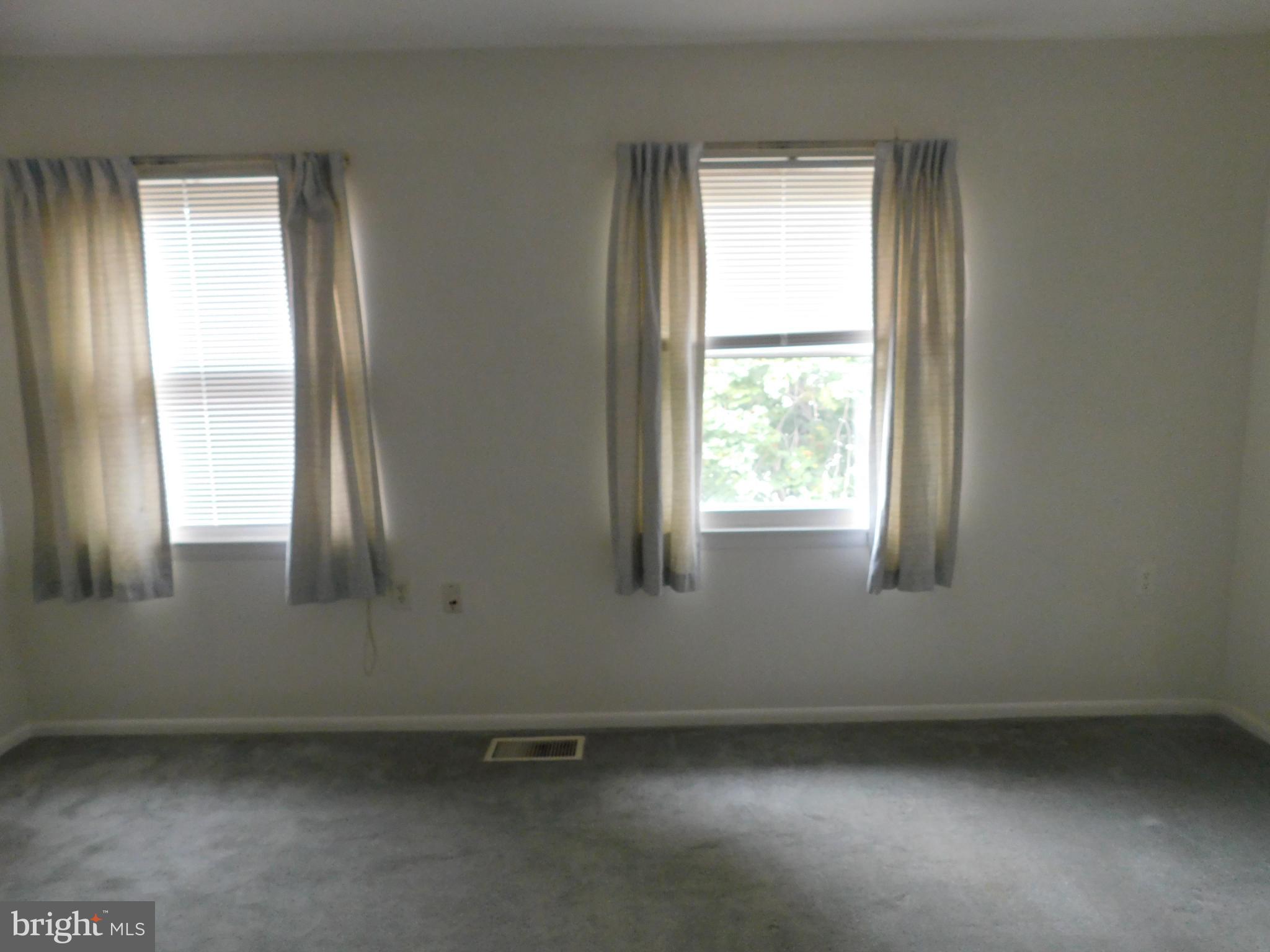 BATTLETOWN - Residential Lease