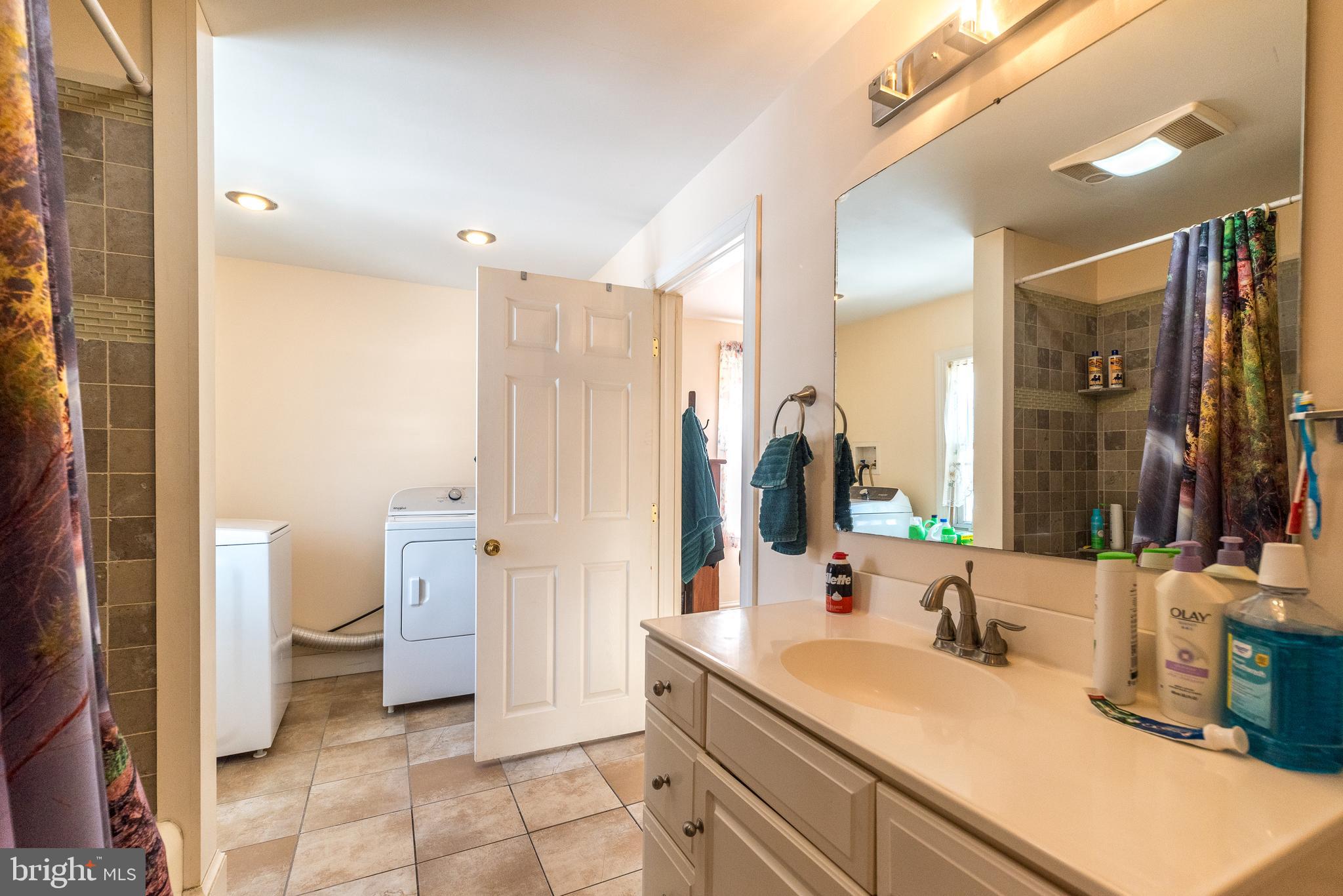 ALMONT - Residential