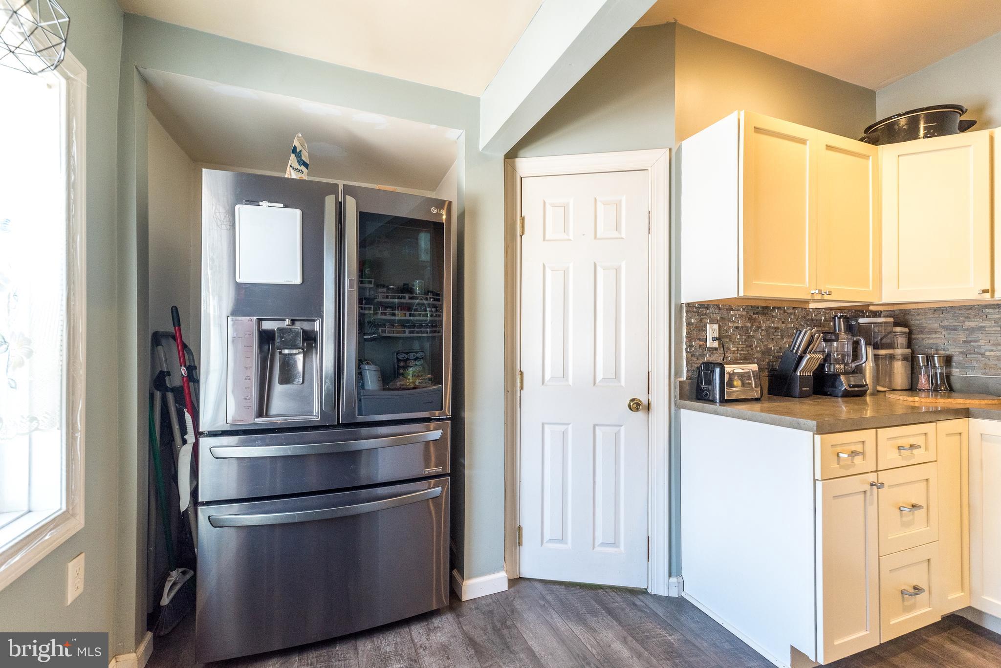 ALMONT - Residential