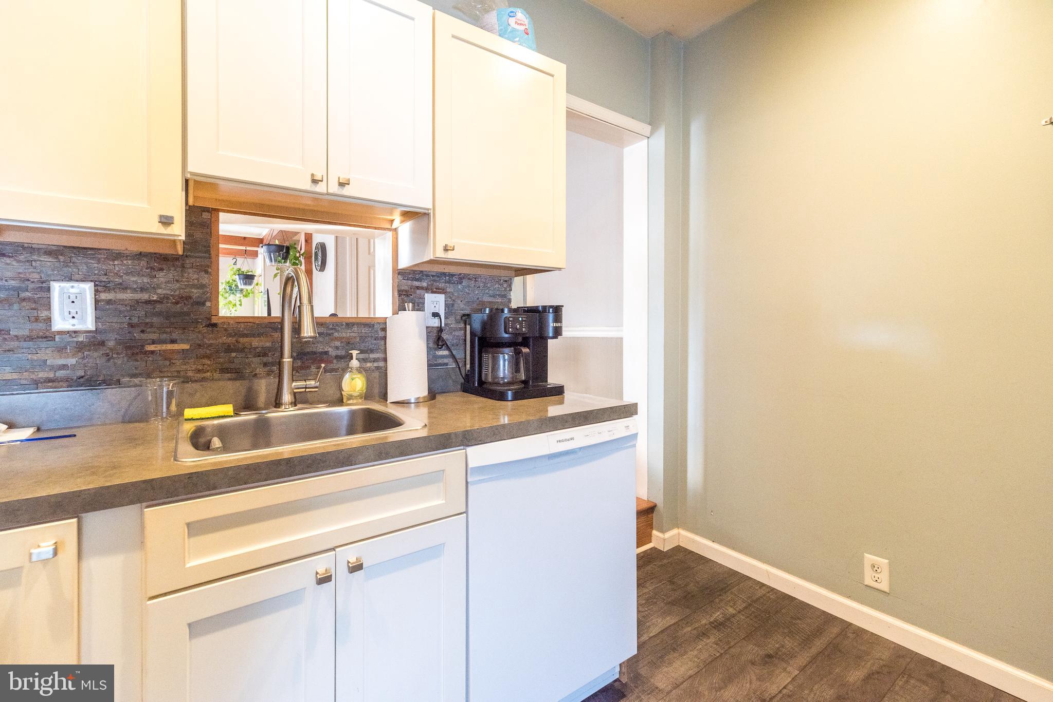 ALMONT - Residential