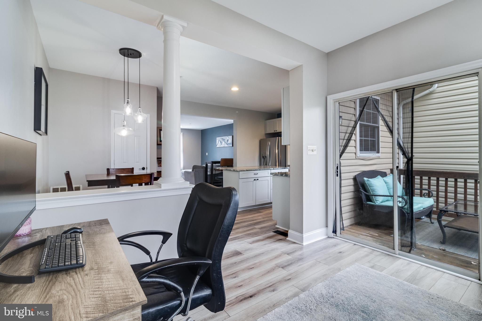 RIVER OAKS - Residential