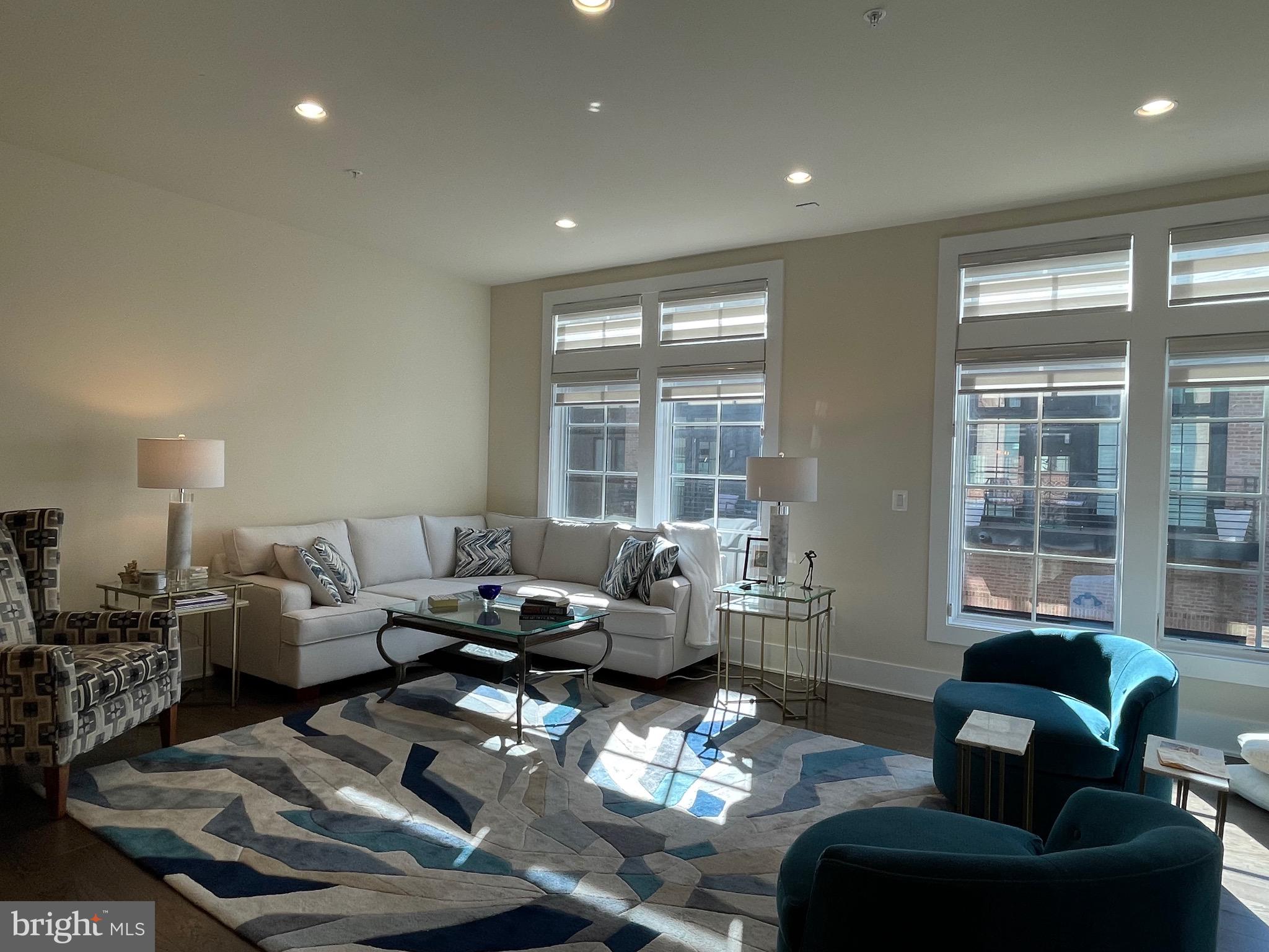 CHEVY CHASE - Residential