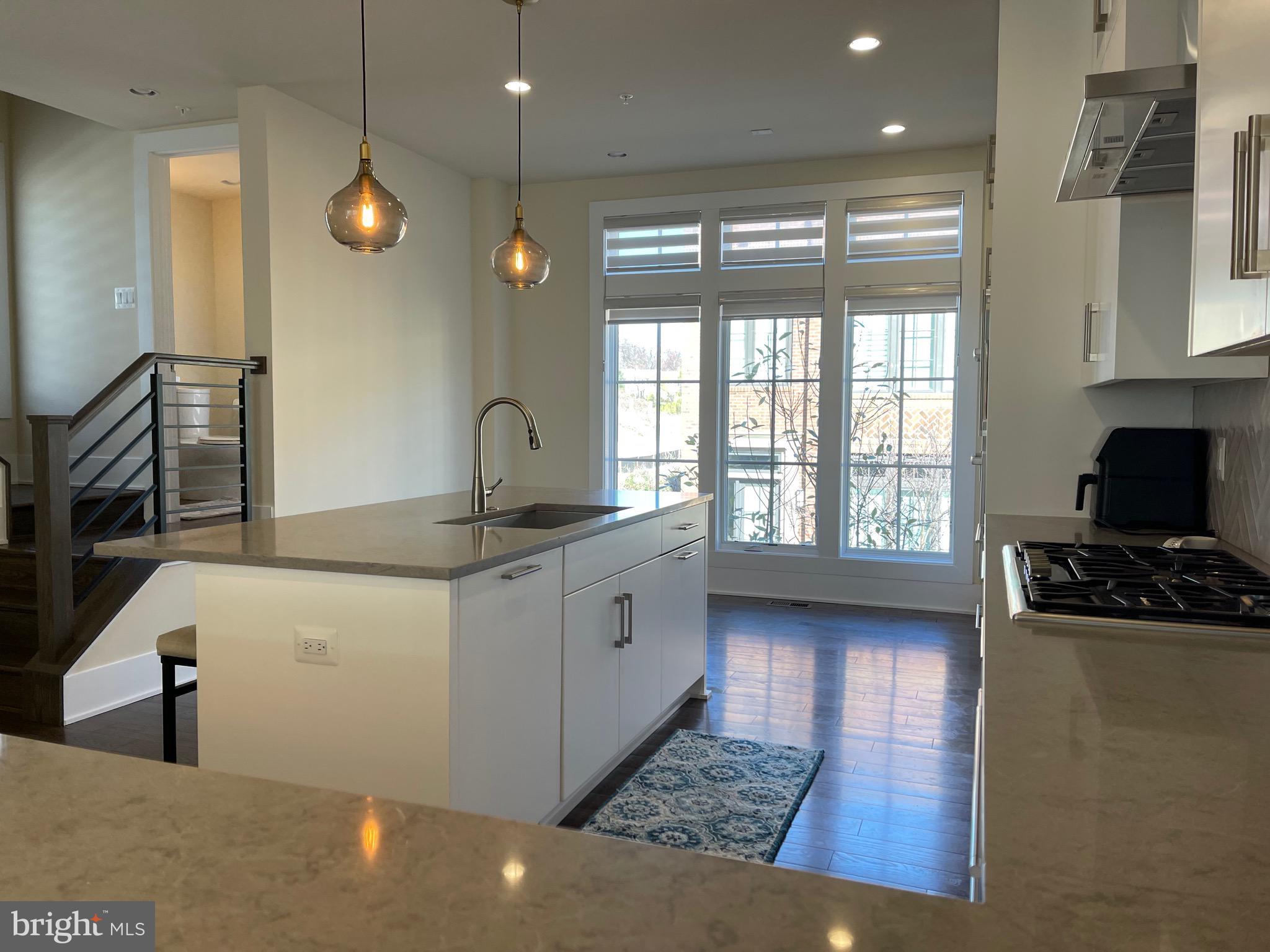 CHEVY CHASE - Residential