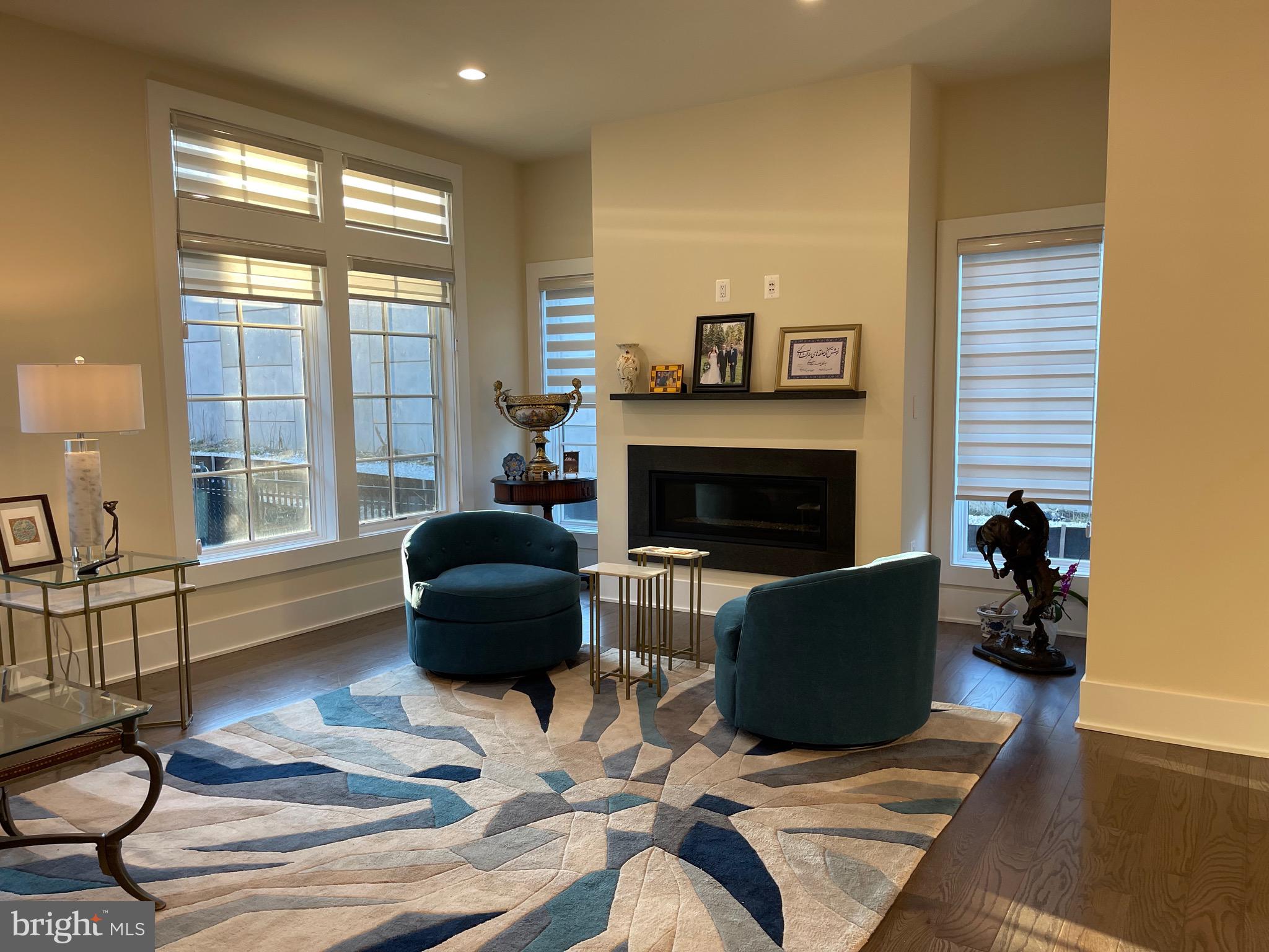 CHEVY CHASE - Residential