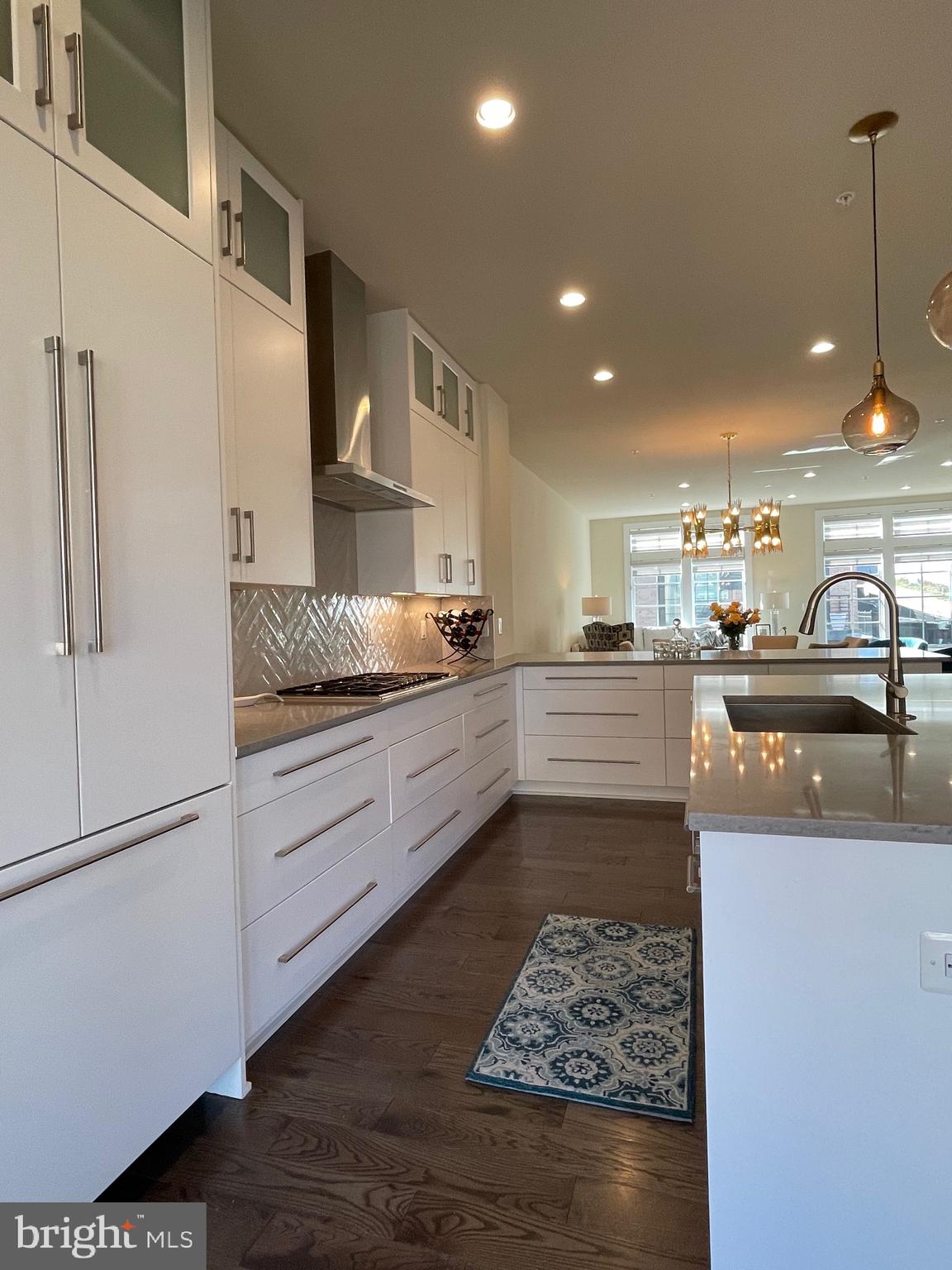 CHEVY CHASE - Residential