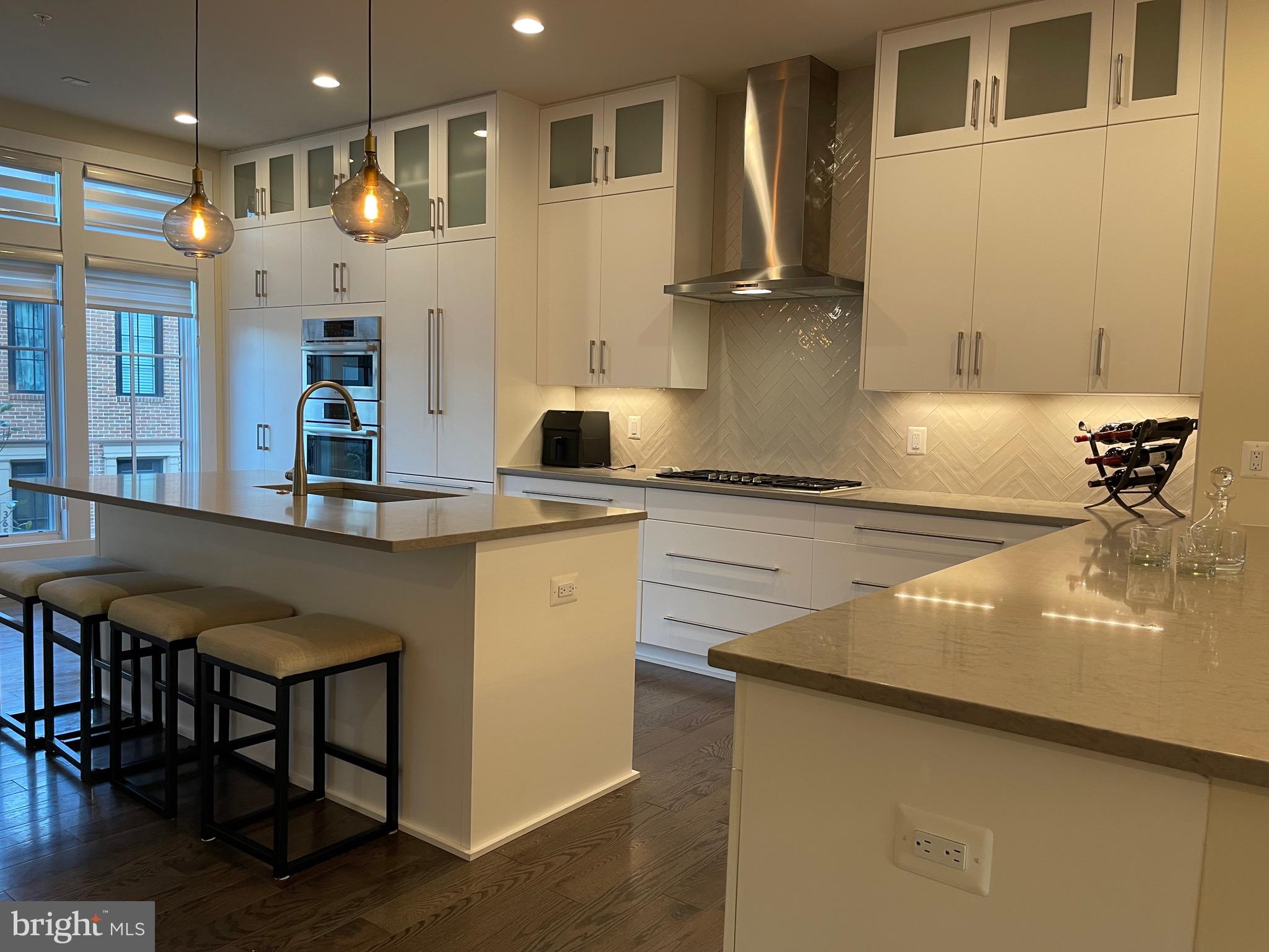 CHEVY CHASE - Residential