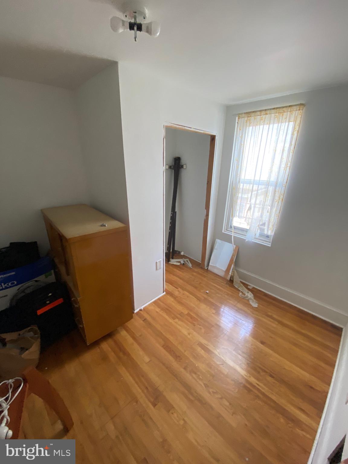 PORT RICHMOND - Residential