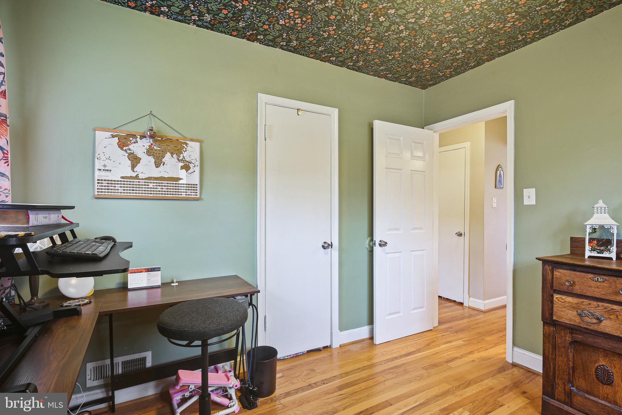 WHEATON FOREST - Residential