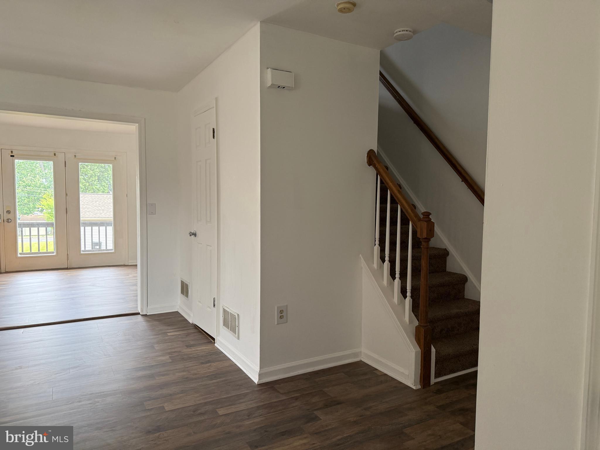 2107 ACORN COURT