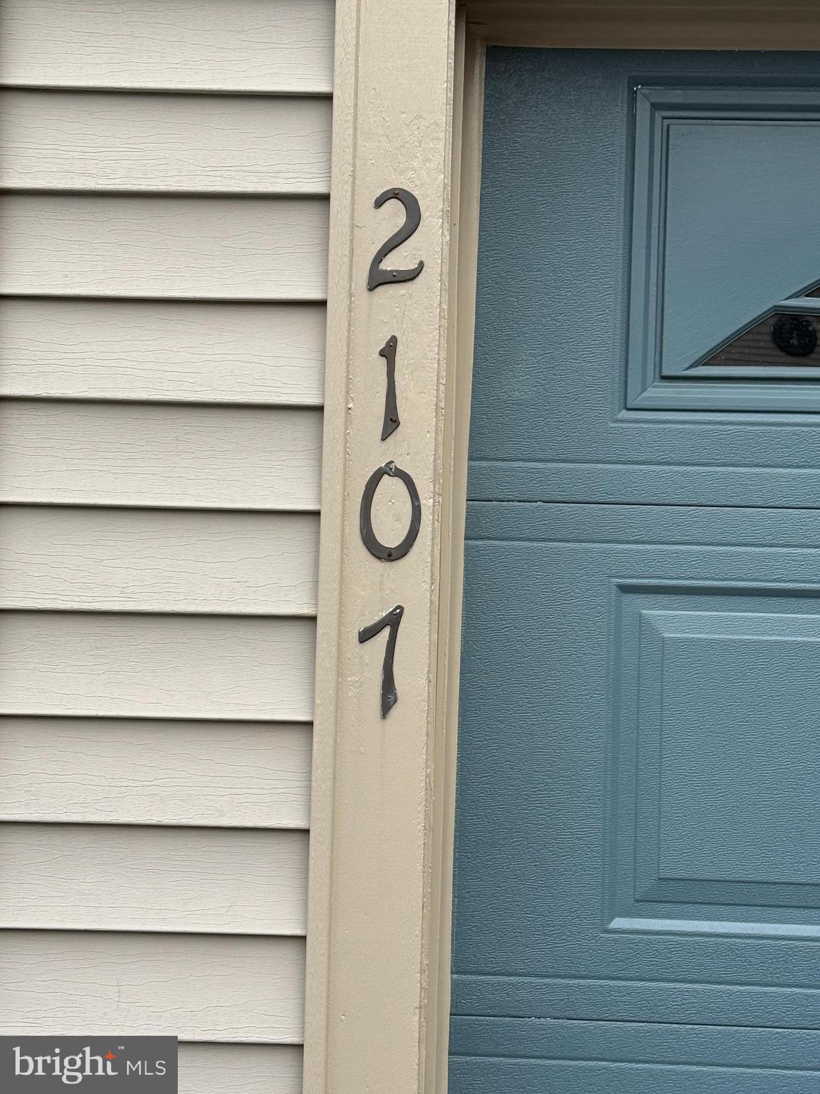 2107 ACORN COURT