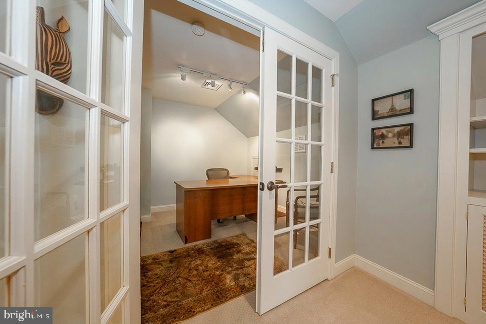 ESTS AT WASHINGTON - Residential
