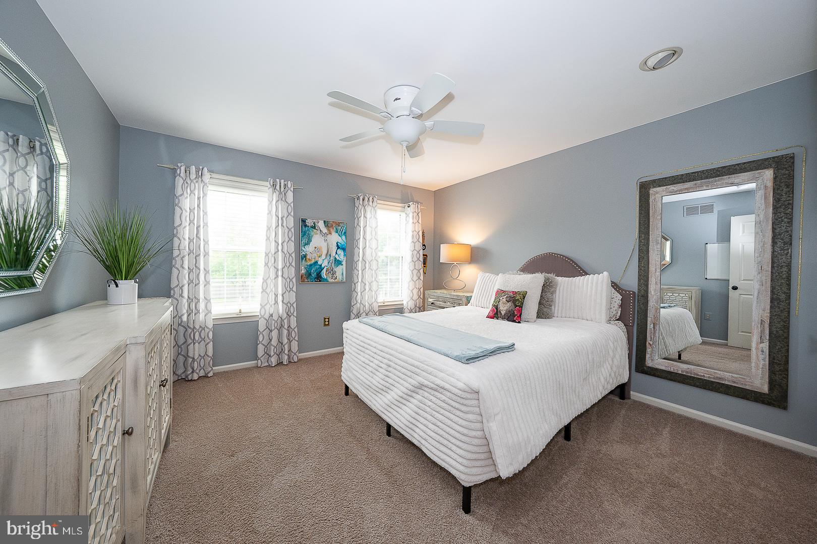 ESTS AT WASHINGTON - Residential