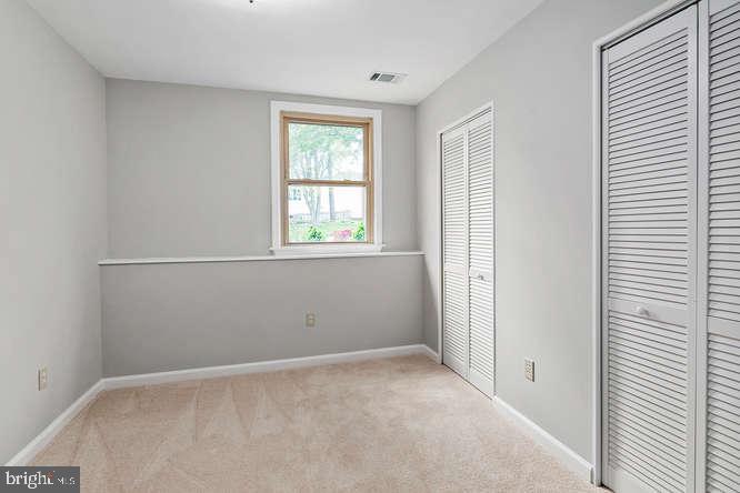 FOX MILL ESTATES - Residential