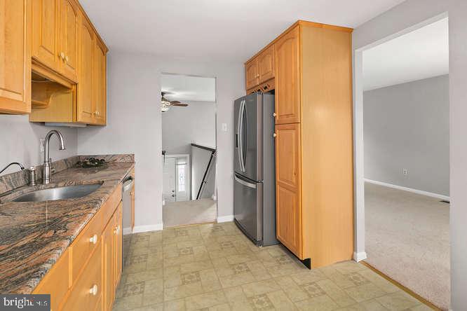 FOX MILL ESTATES - Residential