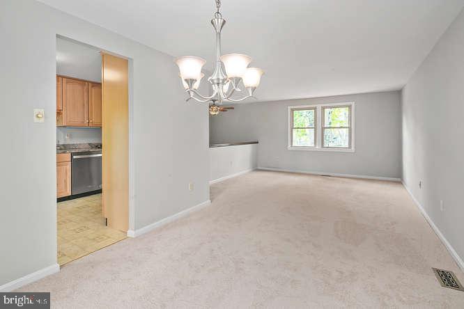 FOX MILL ESTATES - Residential