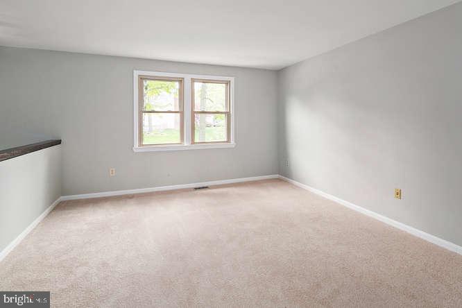 FOX MILL ESTATES - Residential