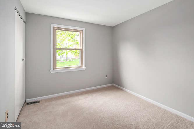 FOX MILL ESTATES - Residential