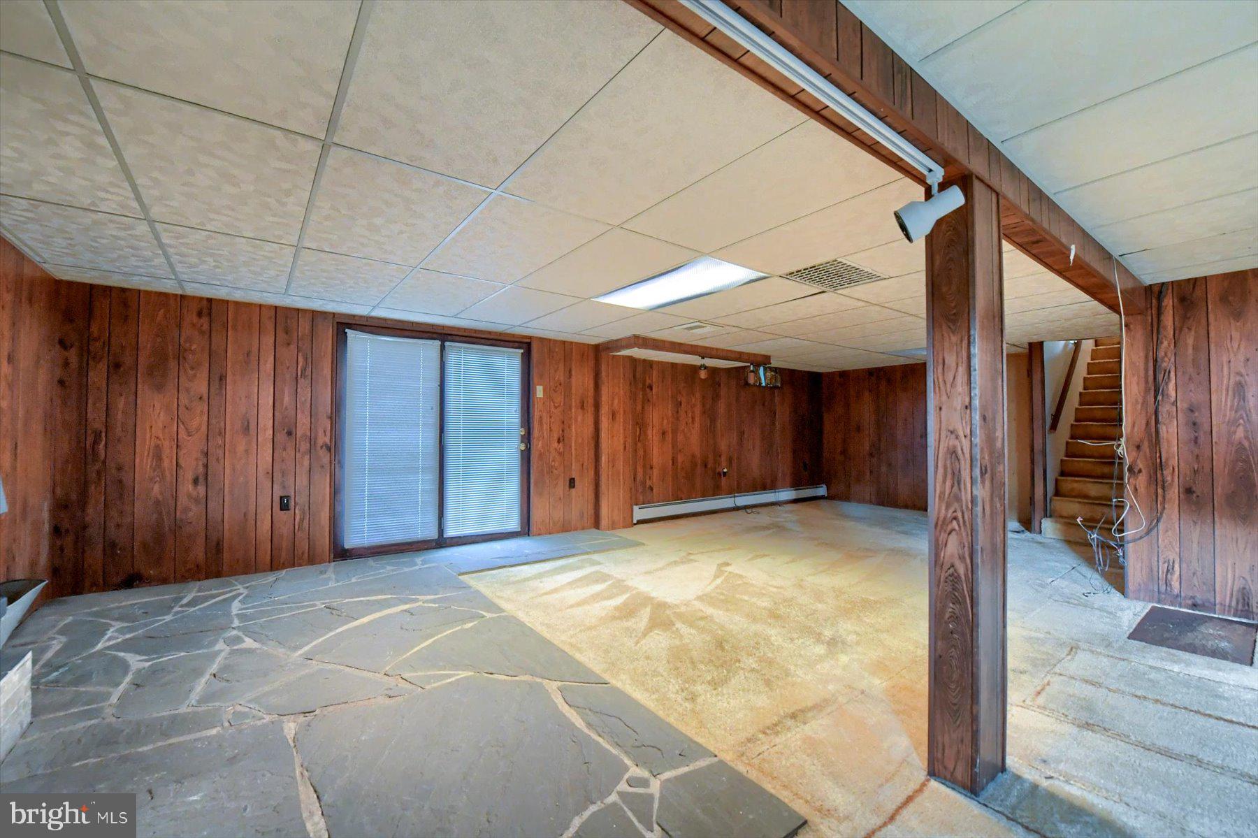 GRANDVIEW ACRES - Residential