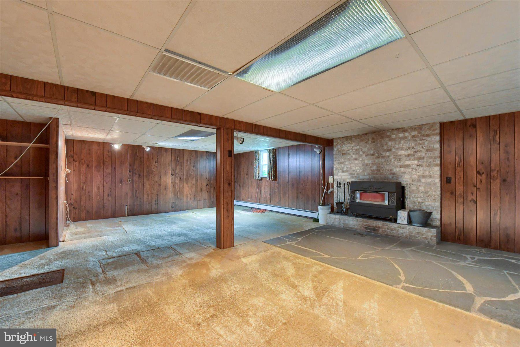 GRANDVIEW ACRES - Residential