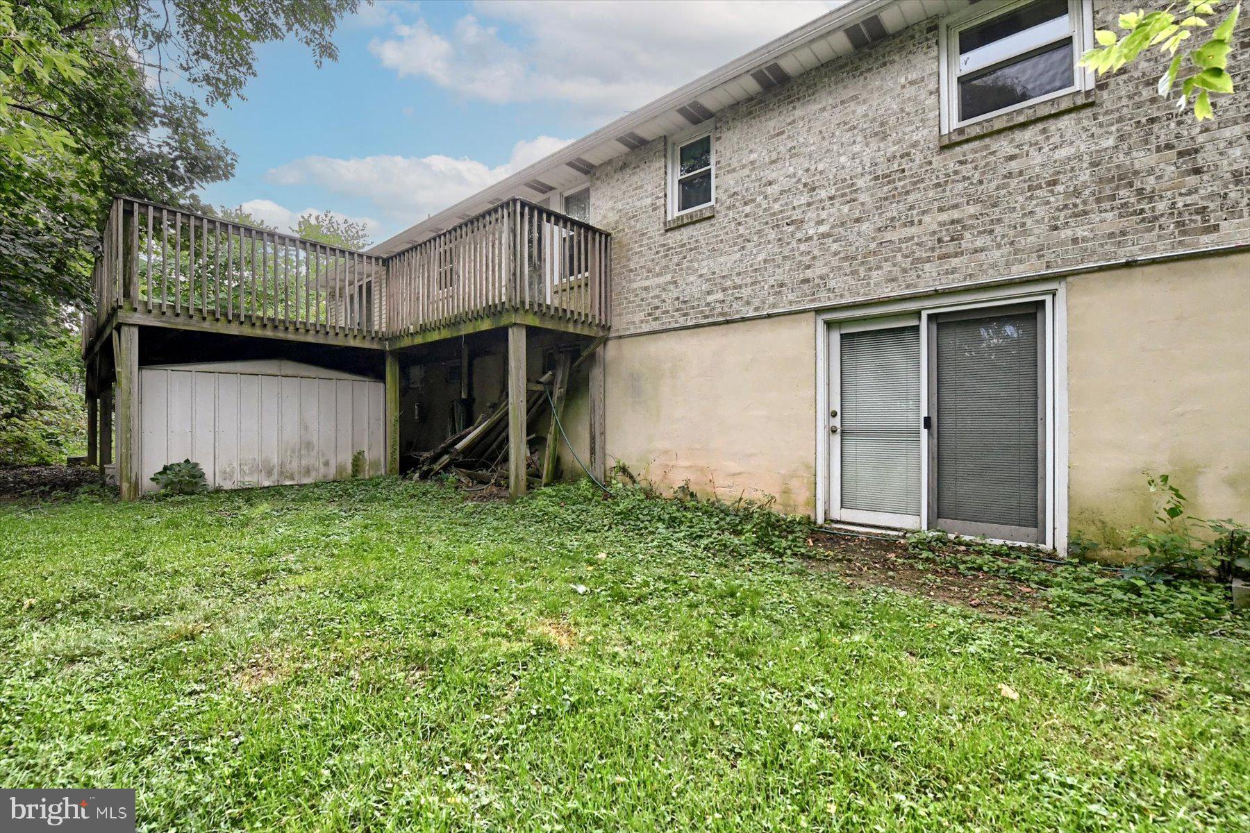 GRANDVIEW ACRES - Residential