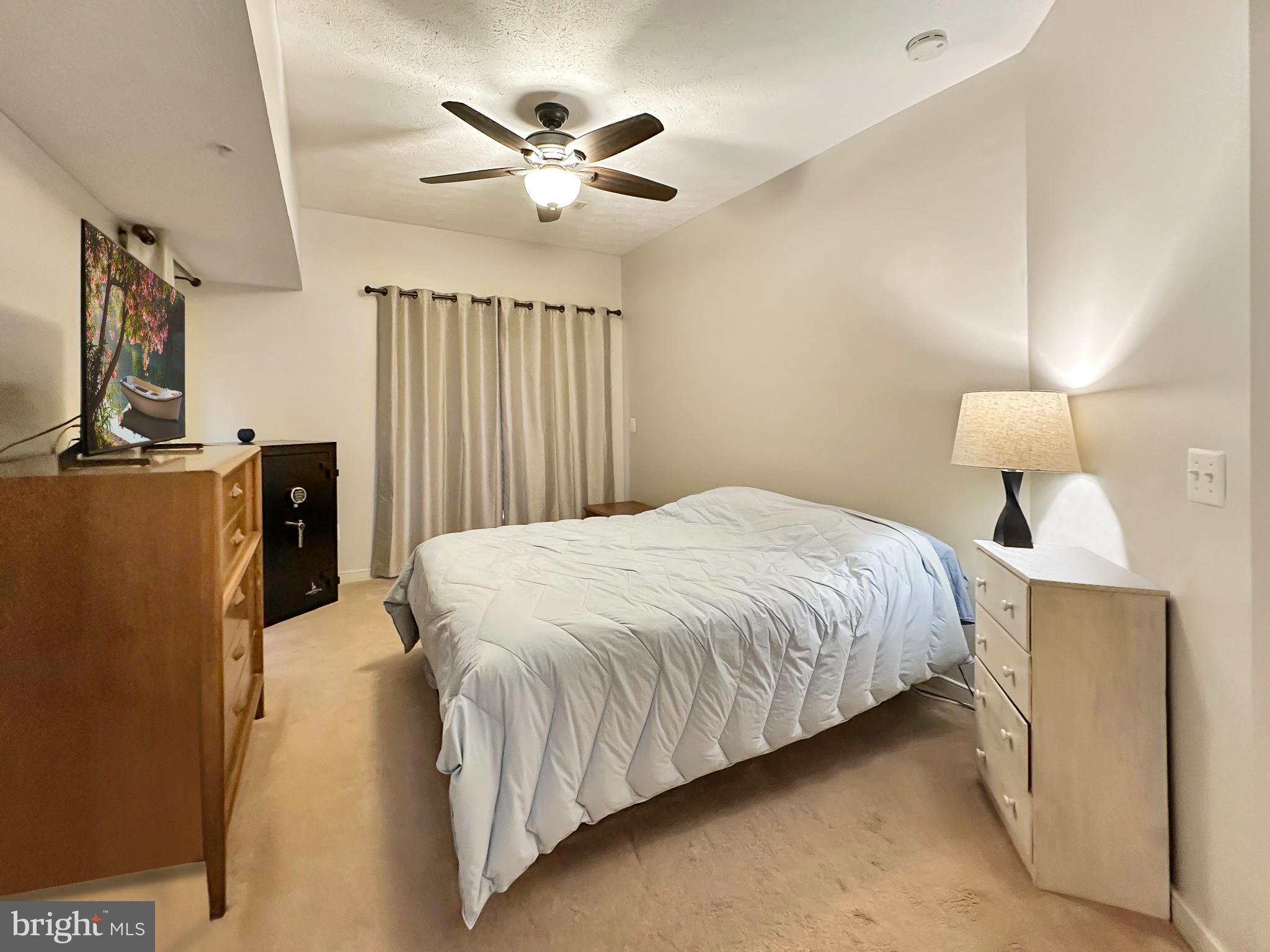 RIVERGATE - Residential