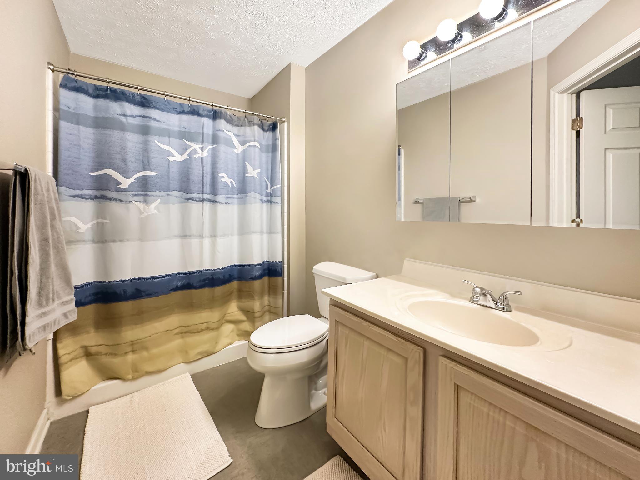 RIVERGATE - Residential