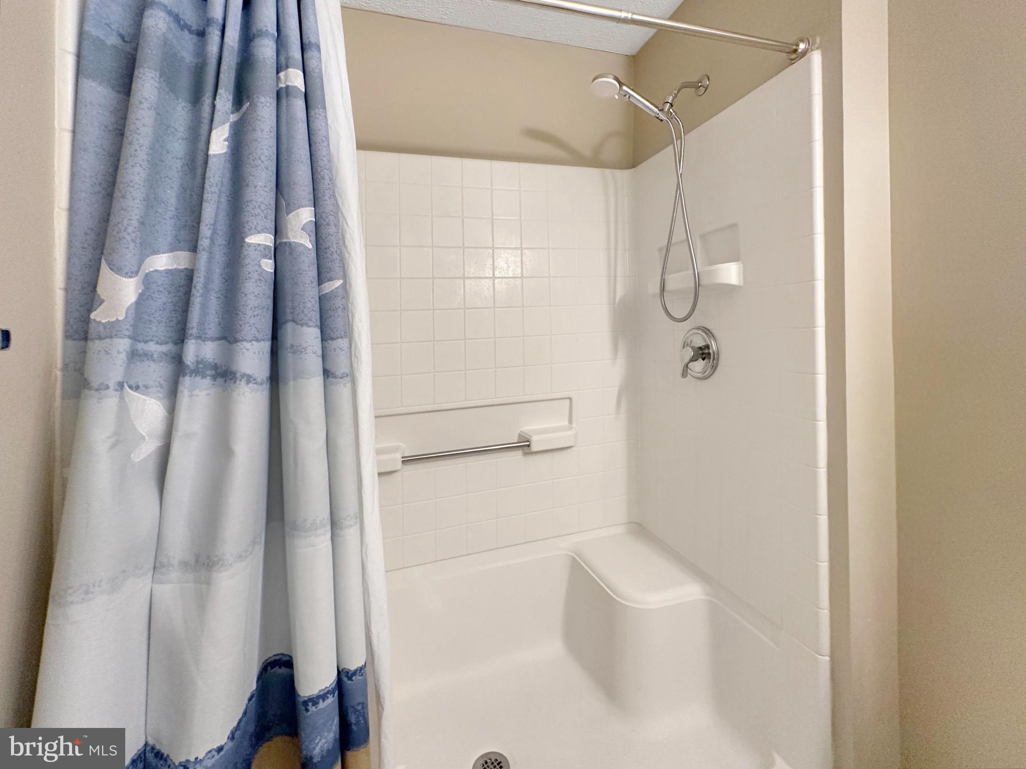 RIVERGATE - Residential