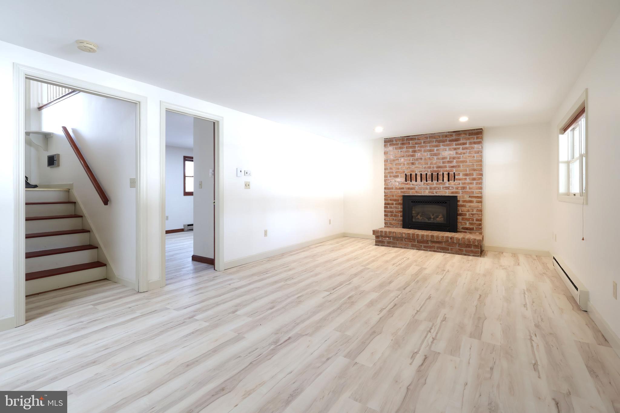 PARK FOREST VILLAGE - Residential