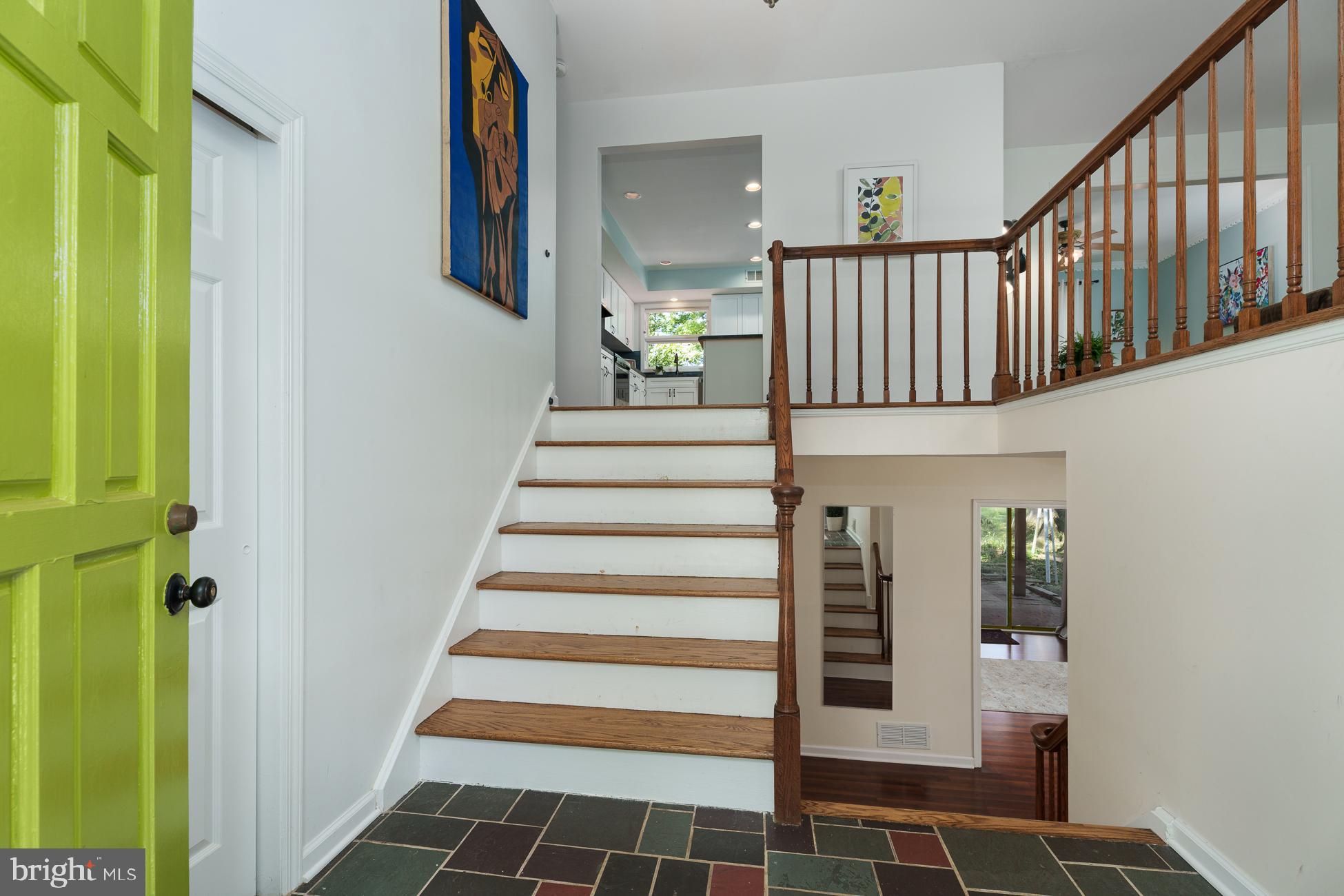 9 LAUREL WOOD