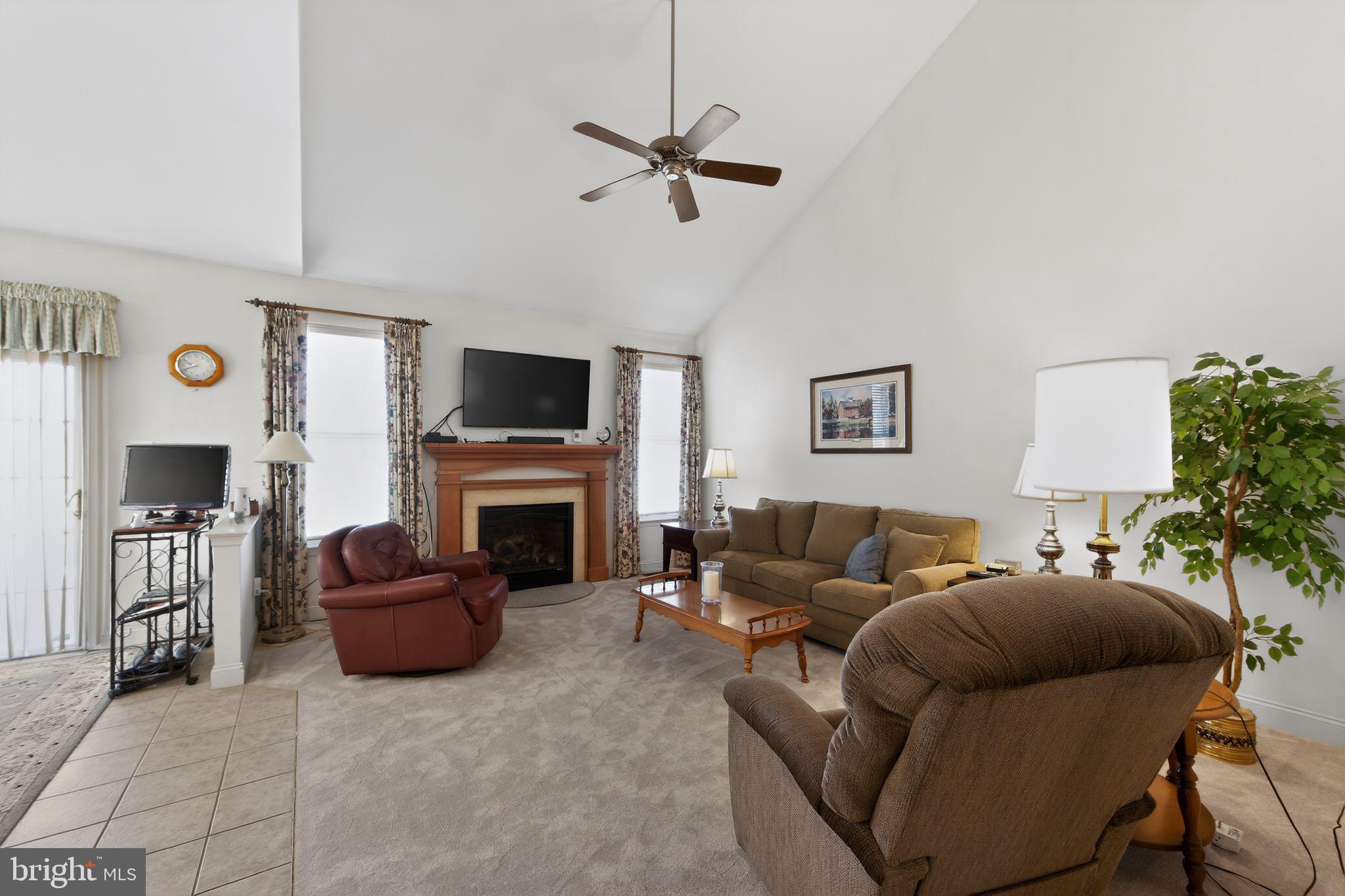 VILLAGES AT HILLVIEW - Residential