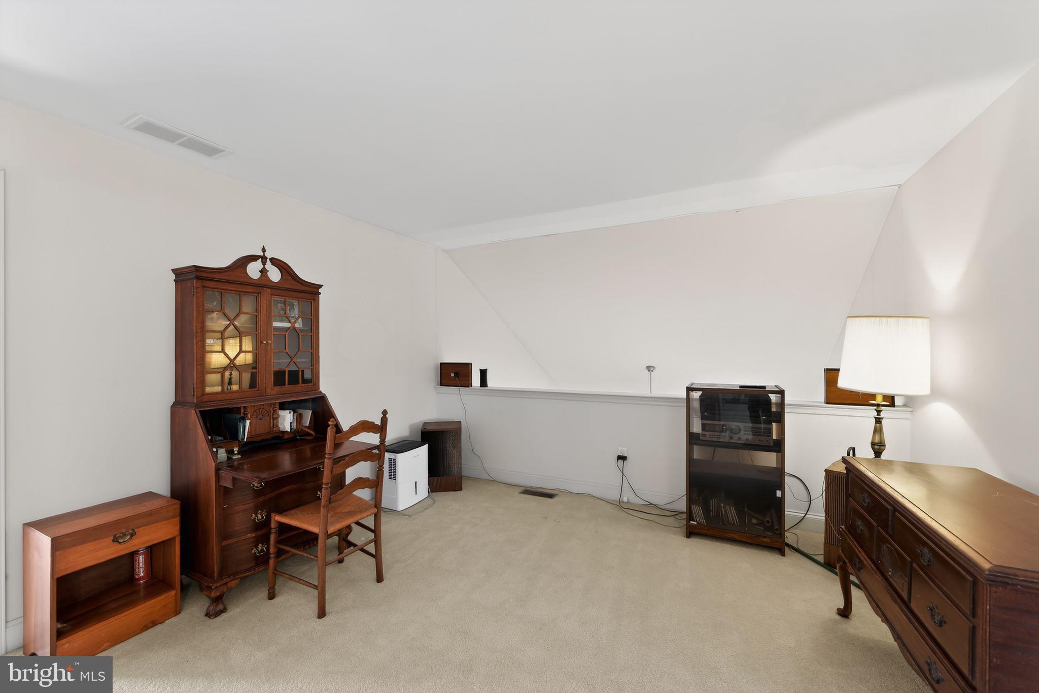 VILLAGES AT HILLVIEW - Residential