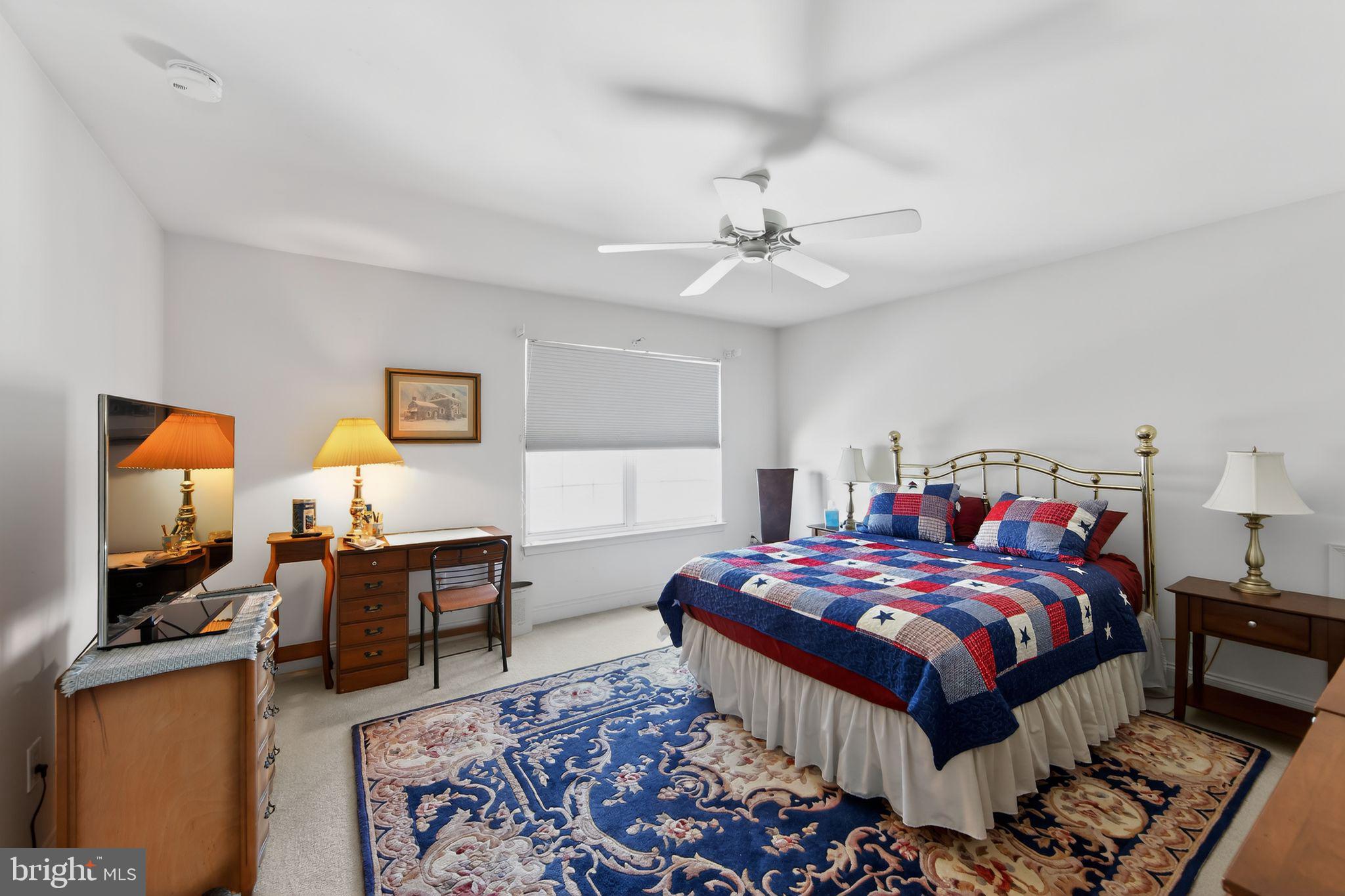 VILLAGES AT HILLVIEW - Residential