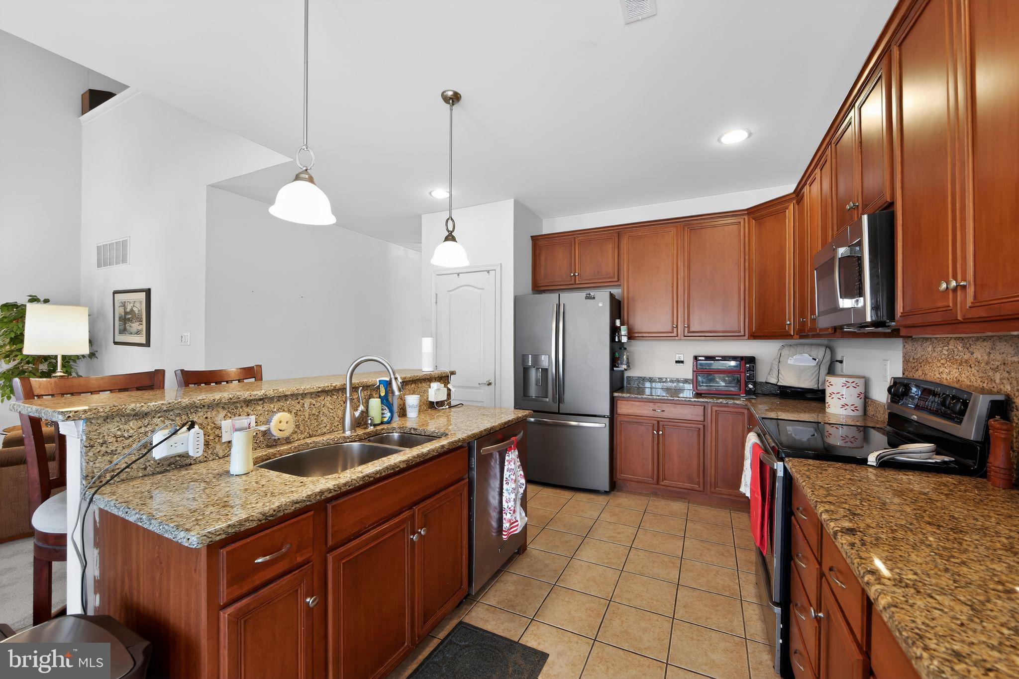 VILLAGES AT HILLVIEW - Residential