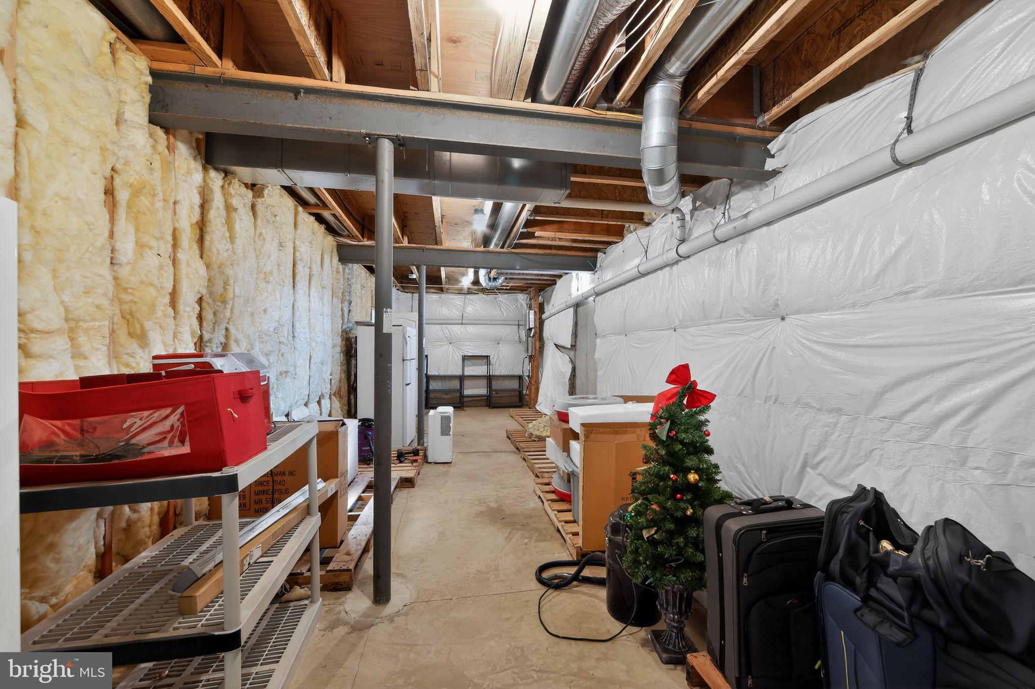 VILLAGES AT HILLVIEW - Residential