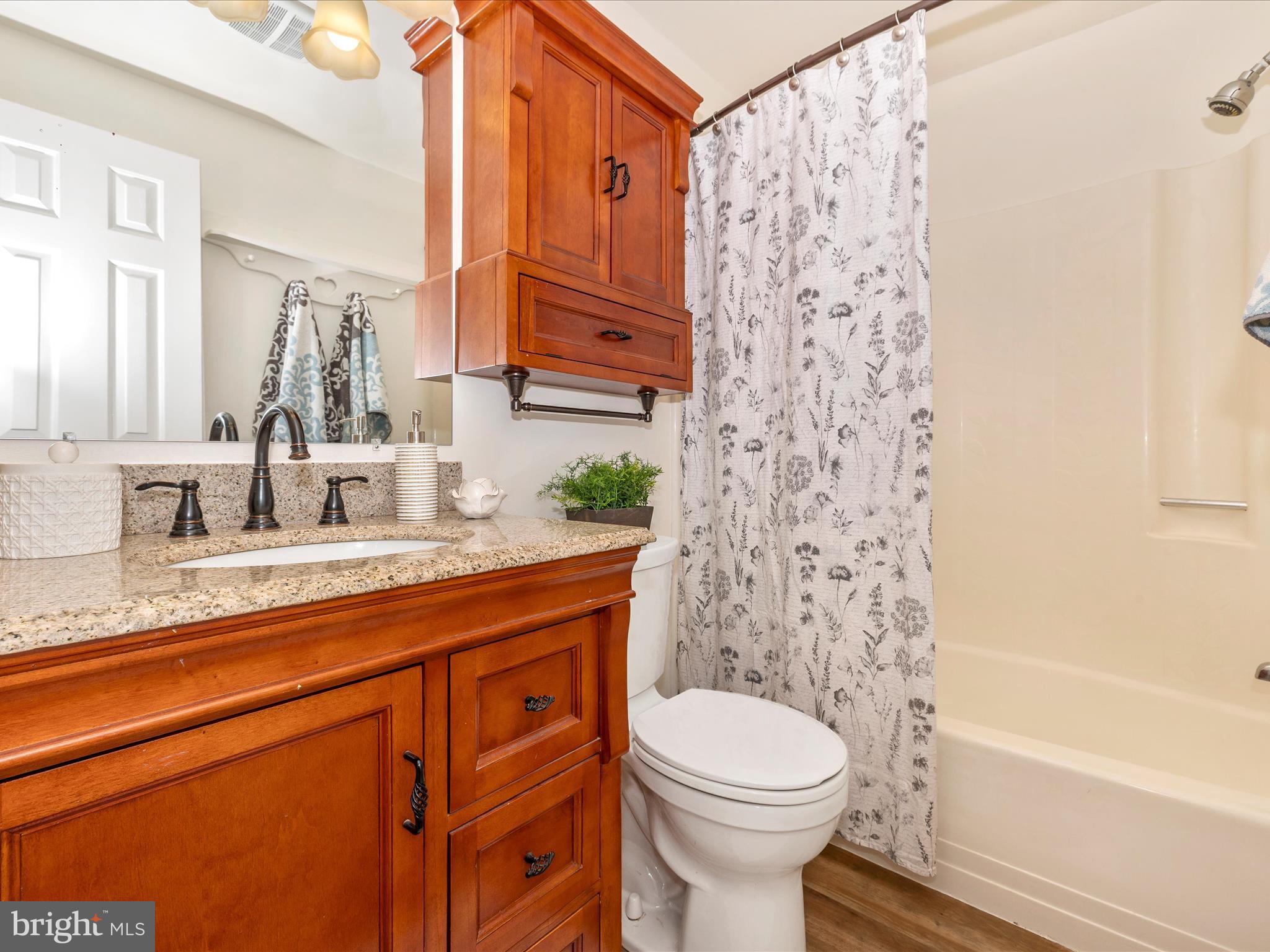 UPPER SENECA CREST - Residential