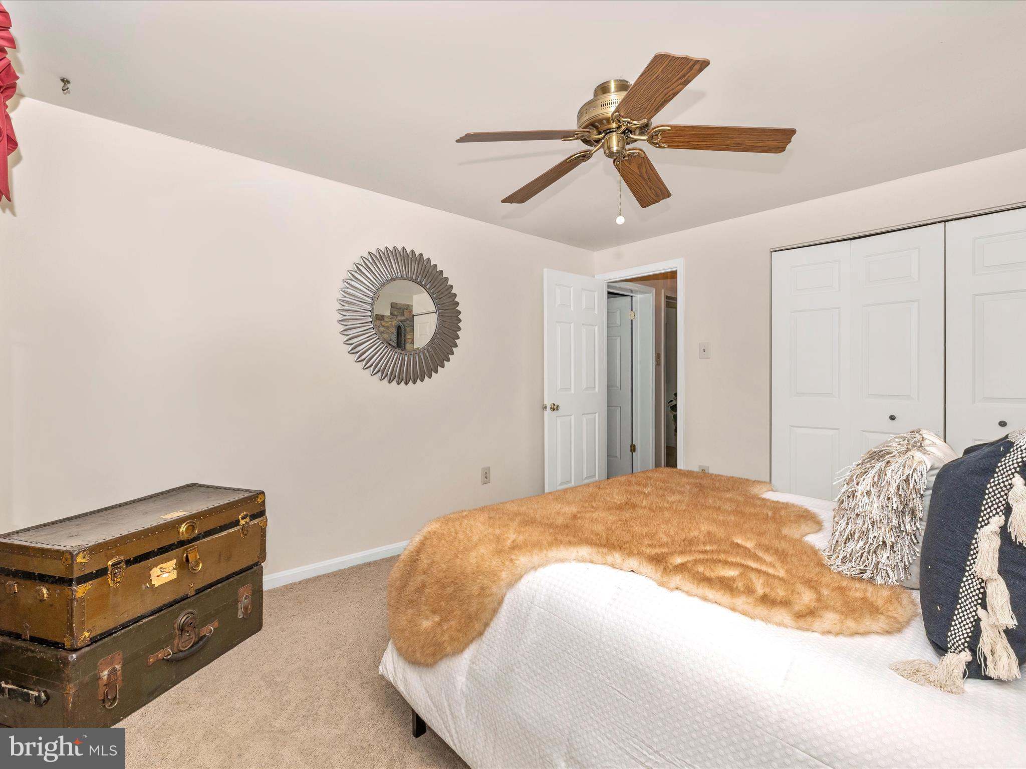 UPPER SENECA CREST - Residential