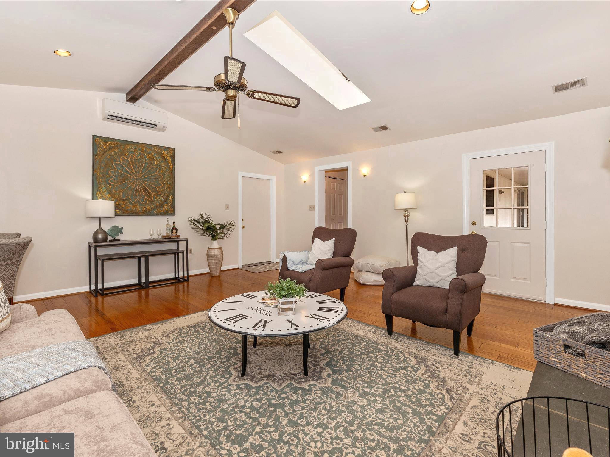 UPPER SENECA CREST - Residential