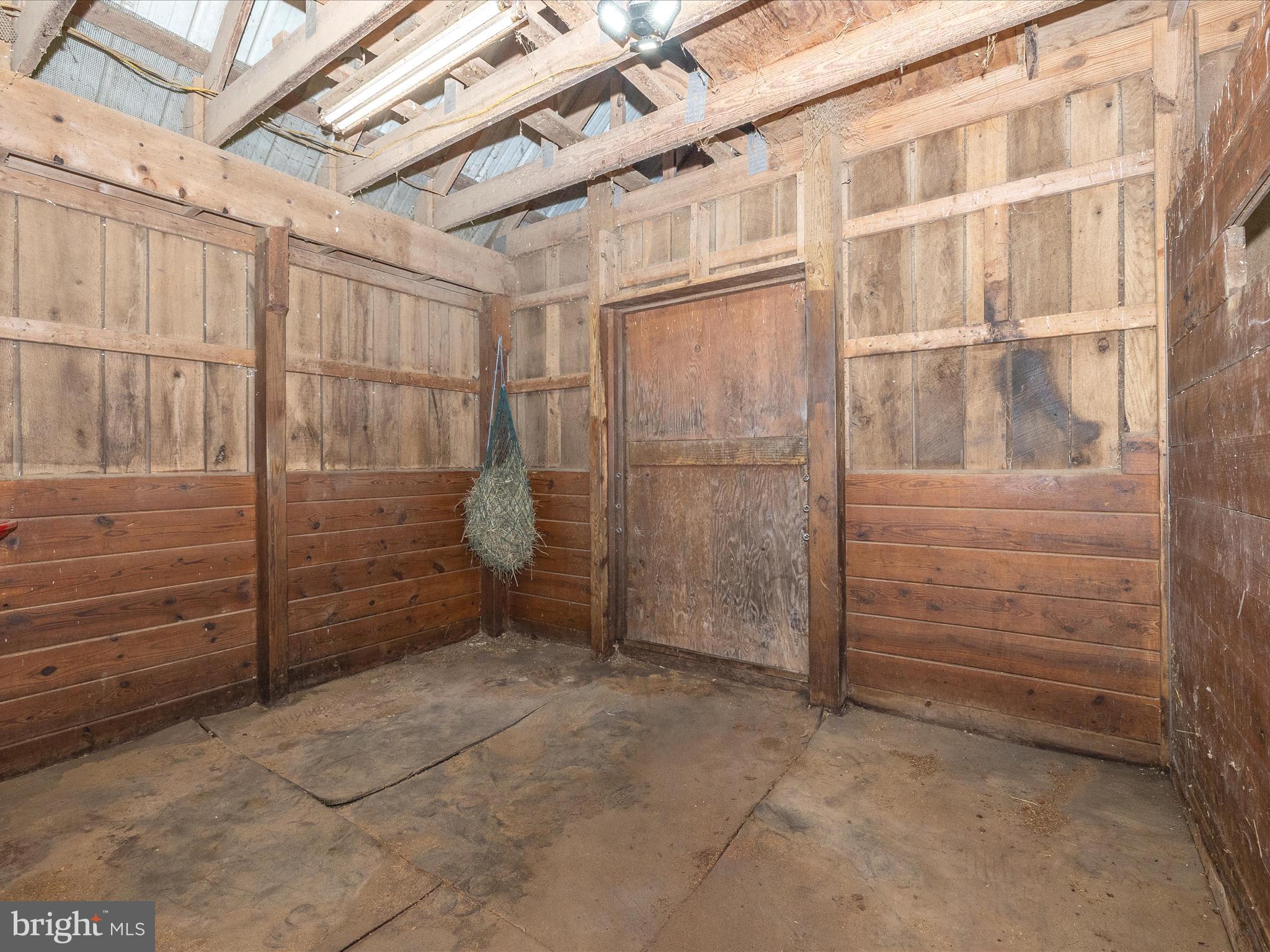 UPPER SENECA CREST - Residential