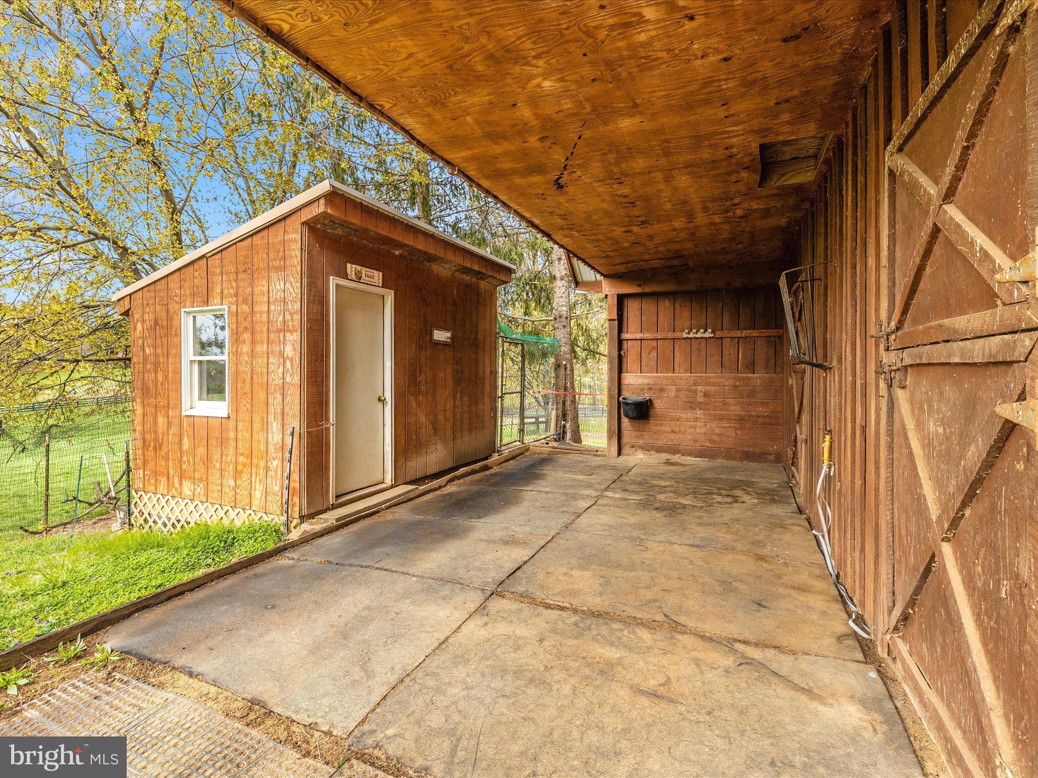 UPPER SENECA CREST - Residential