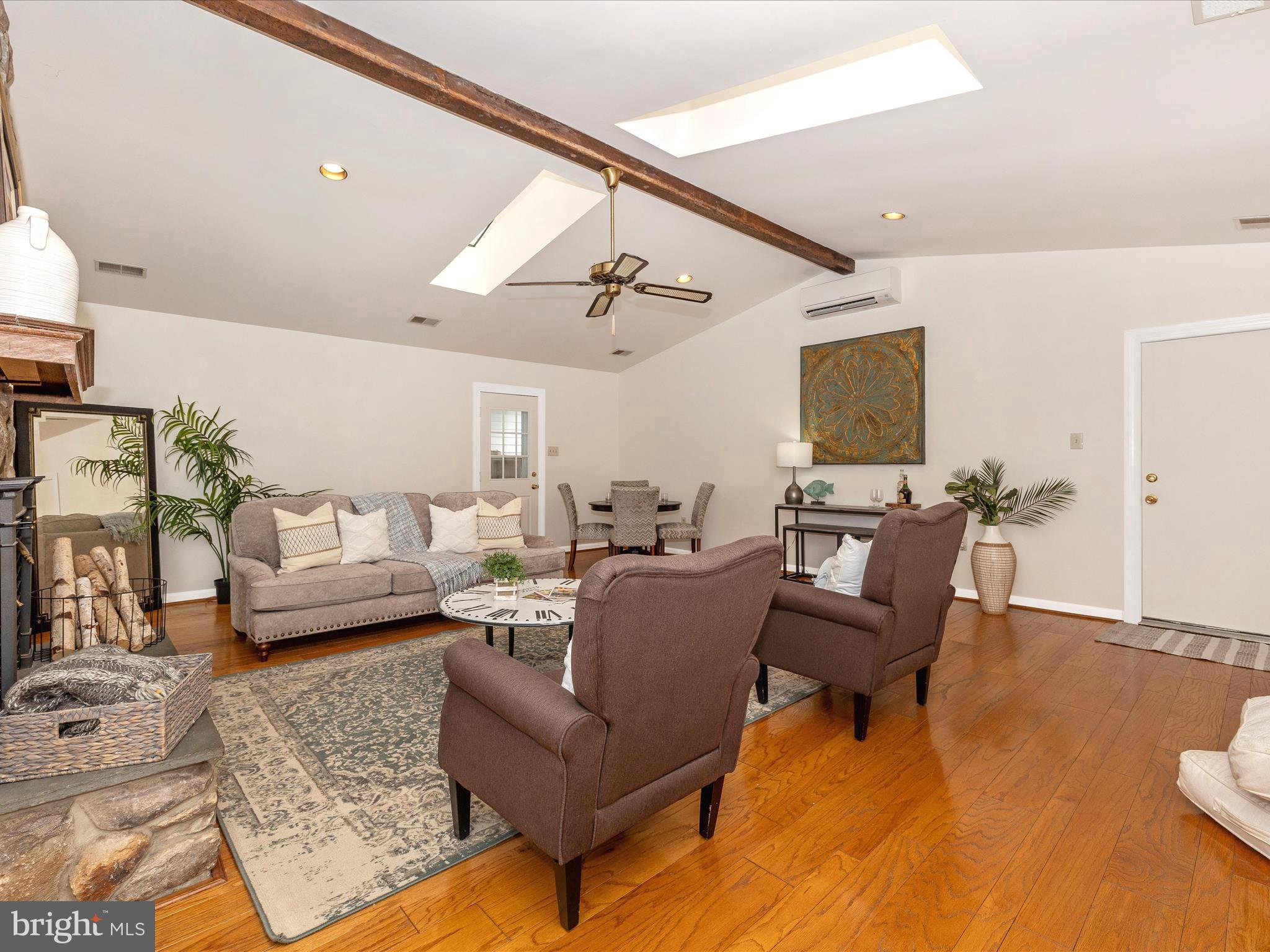 UPPER SENECA CREST - Residential