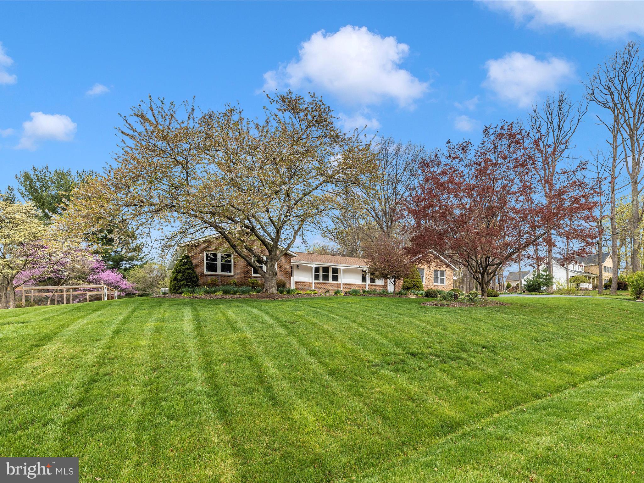 UPPER SENECA CREST - Residential